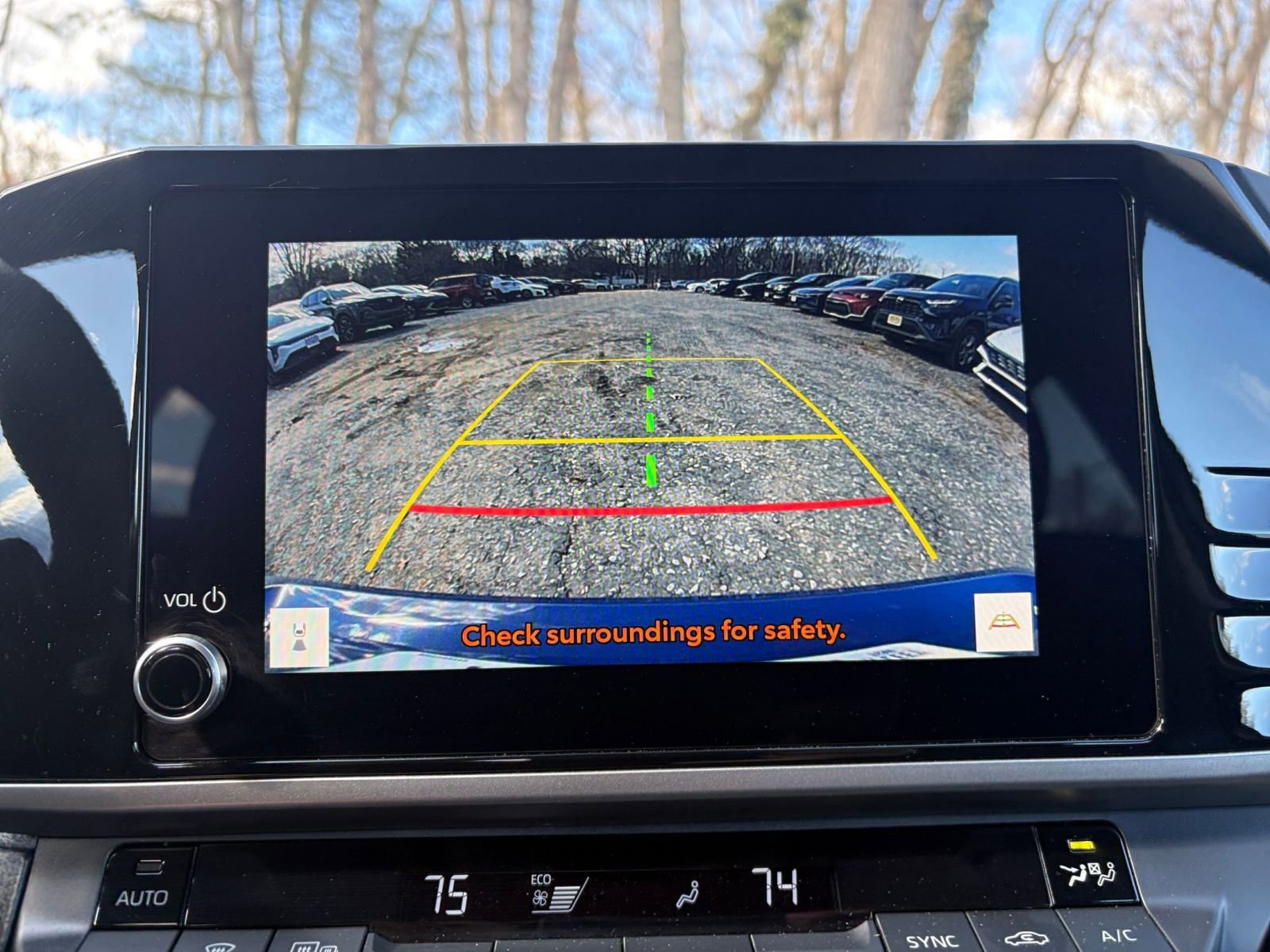 Thumbnail: 2025 Toyota Camry - 21