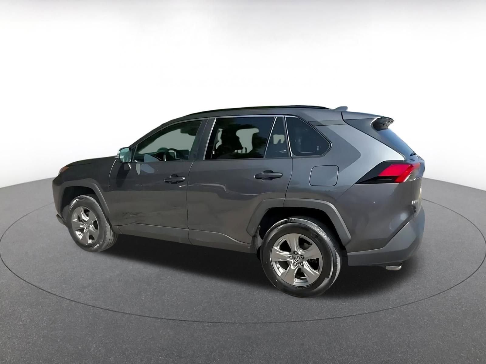 Thumbnail: 2024 Toyota RAV4 - 10