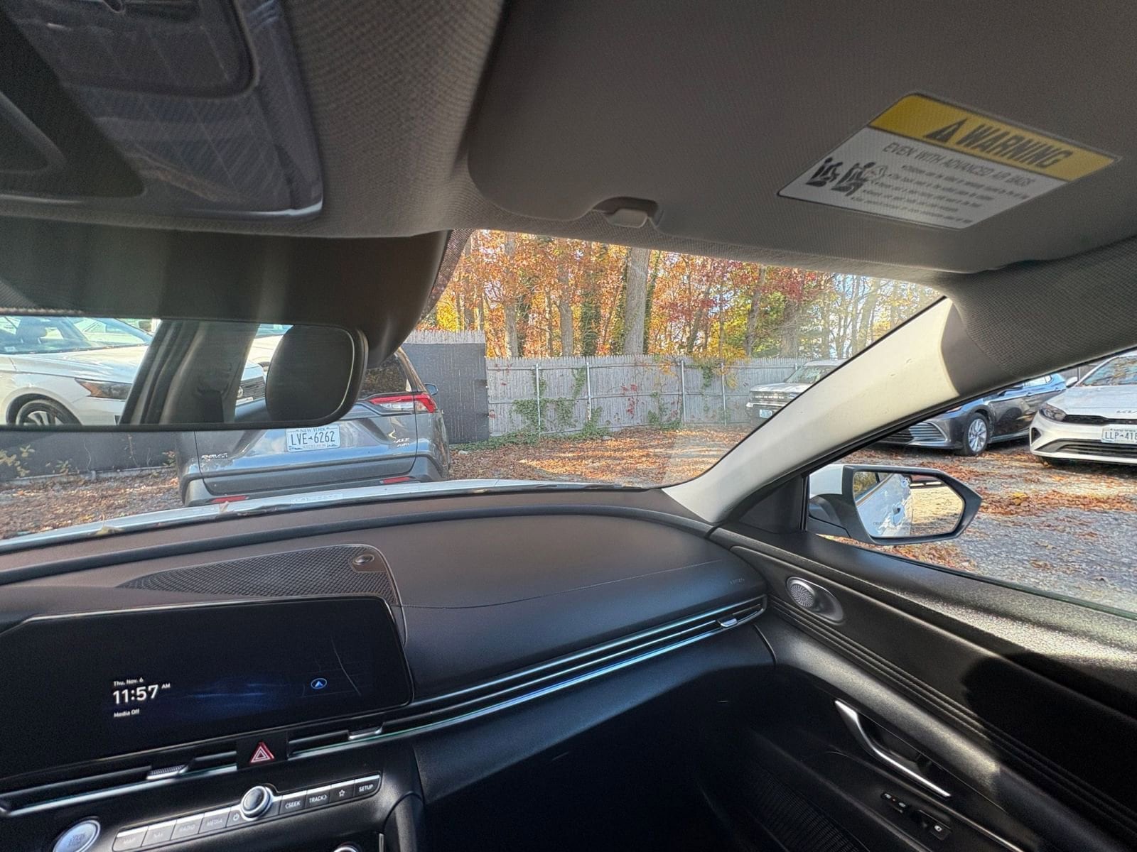 Thumbnail: 2025 Hyundai Elantra - 32