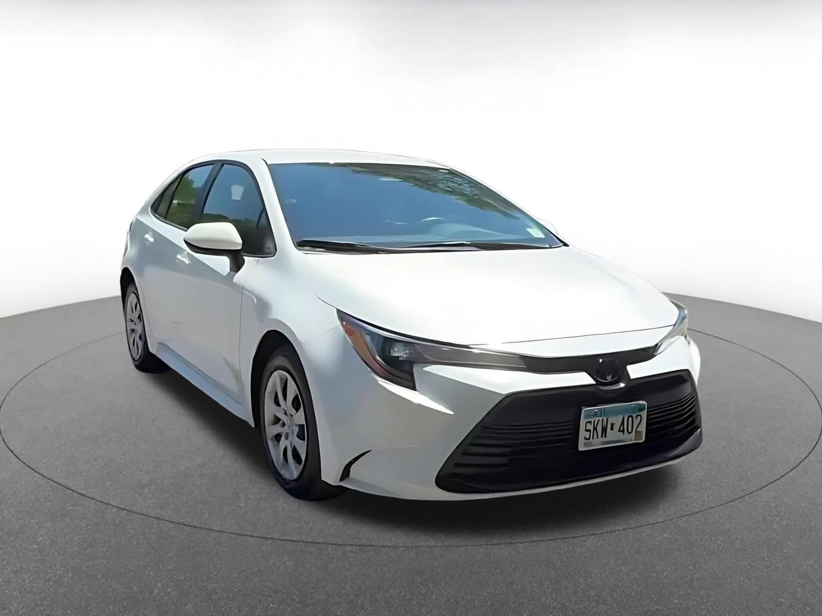 Thumbnail: 2025 Toyota Corolla - 3