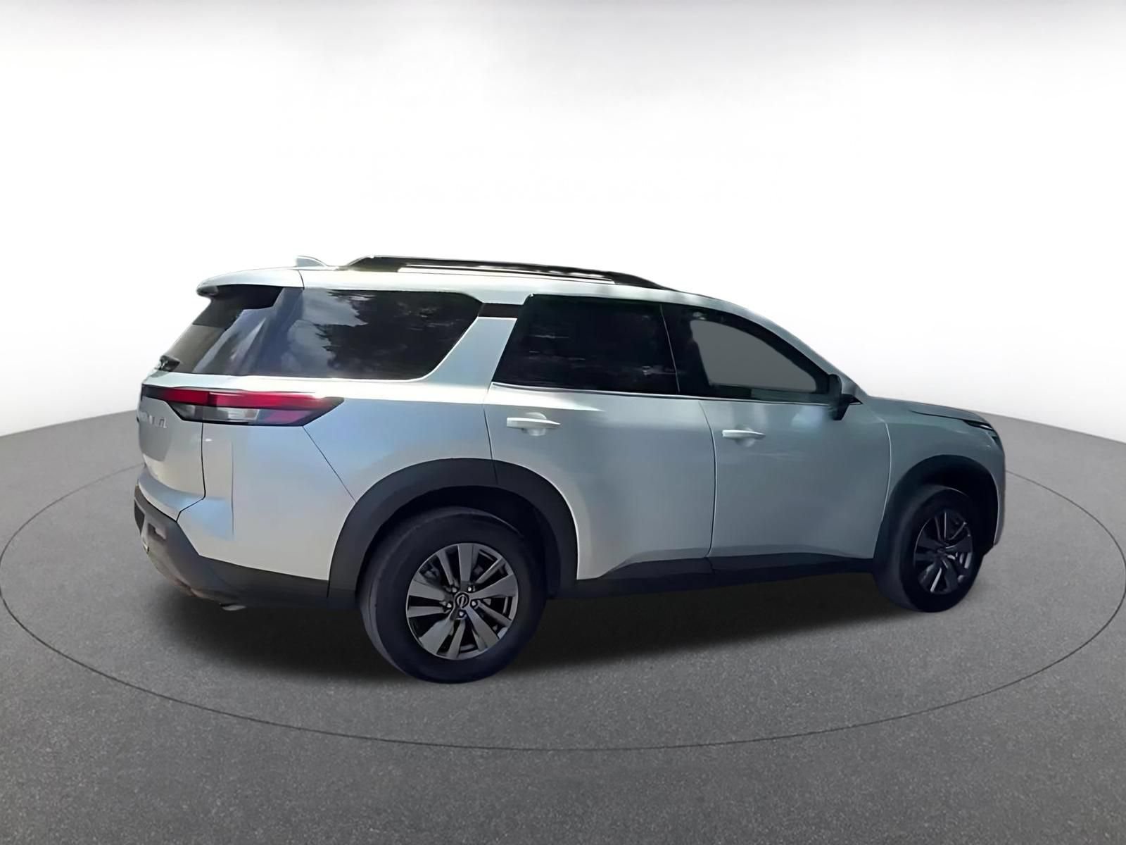 Thumbnail: 2025 Nissan Pathfinder - 12