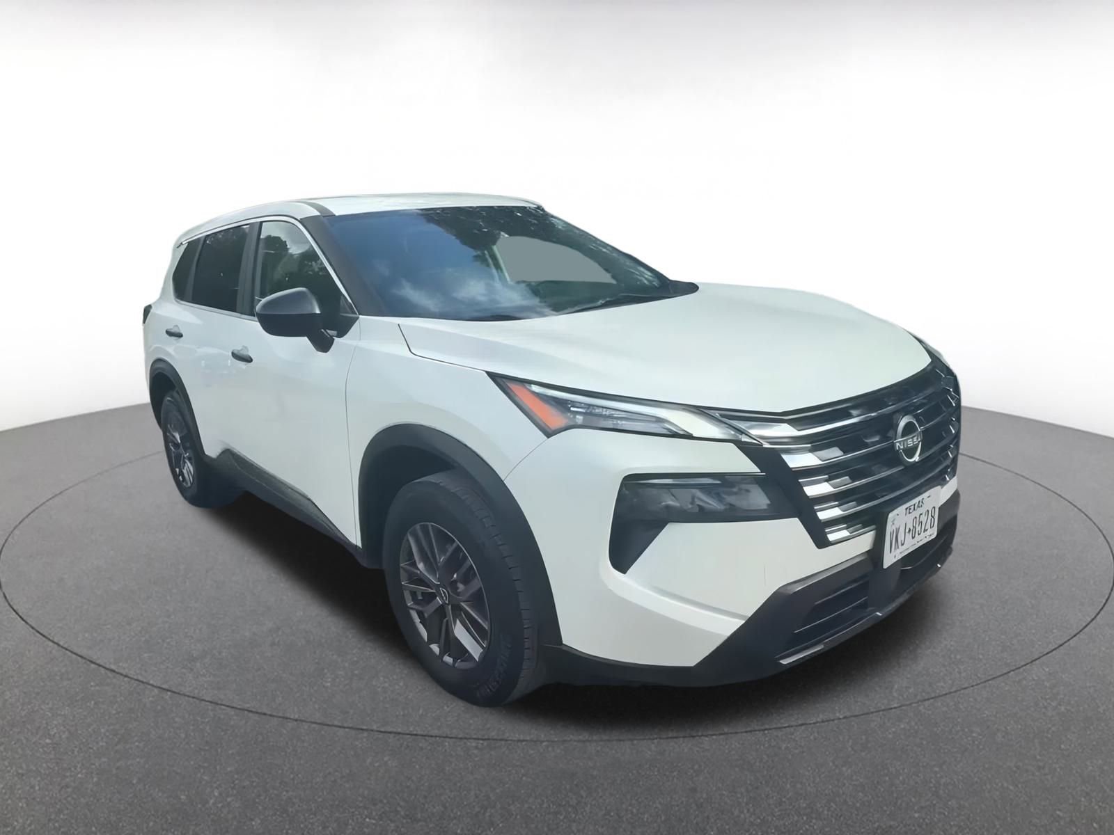 Thumbnail: 2024 Nissan Rogue - 3