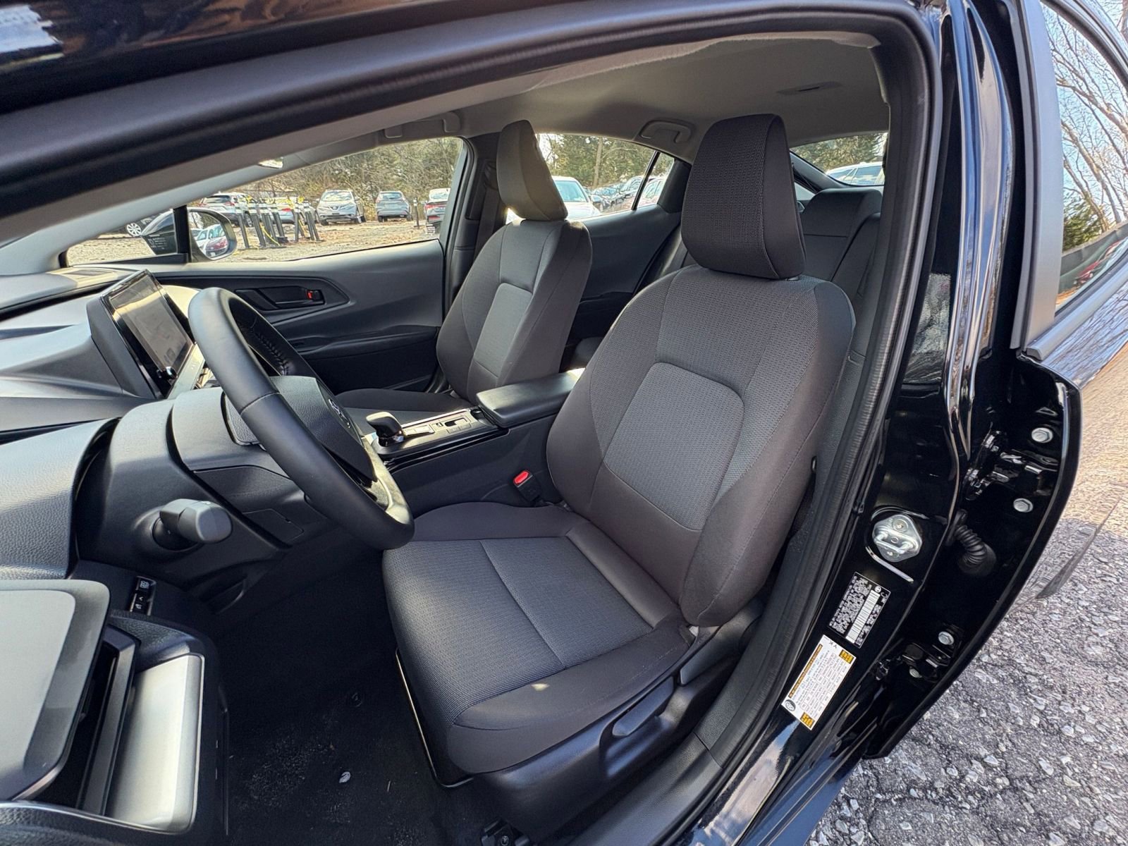 Thumbnail: 2025 Toyota Prius - 32