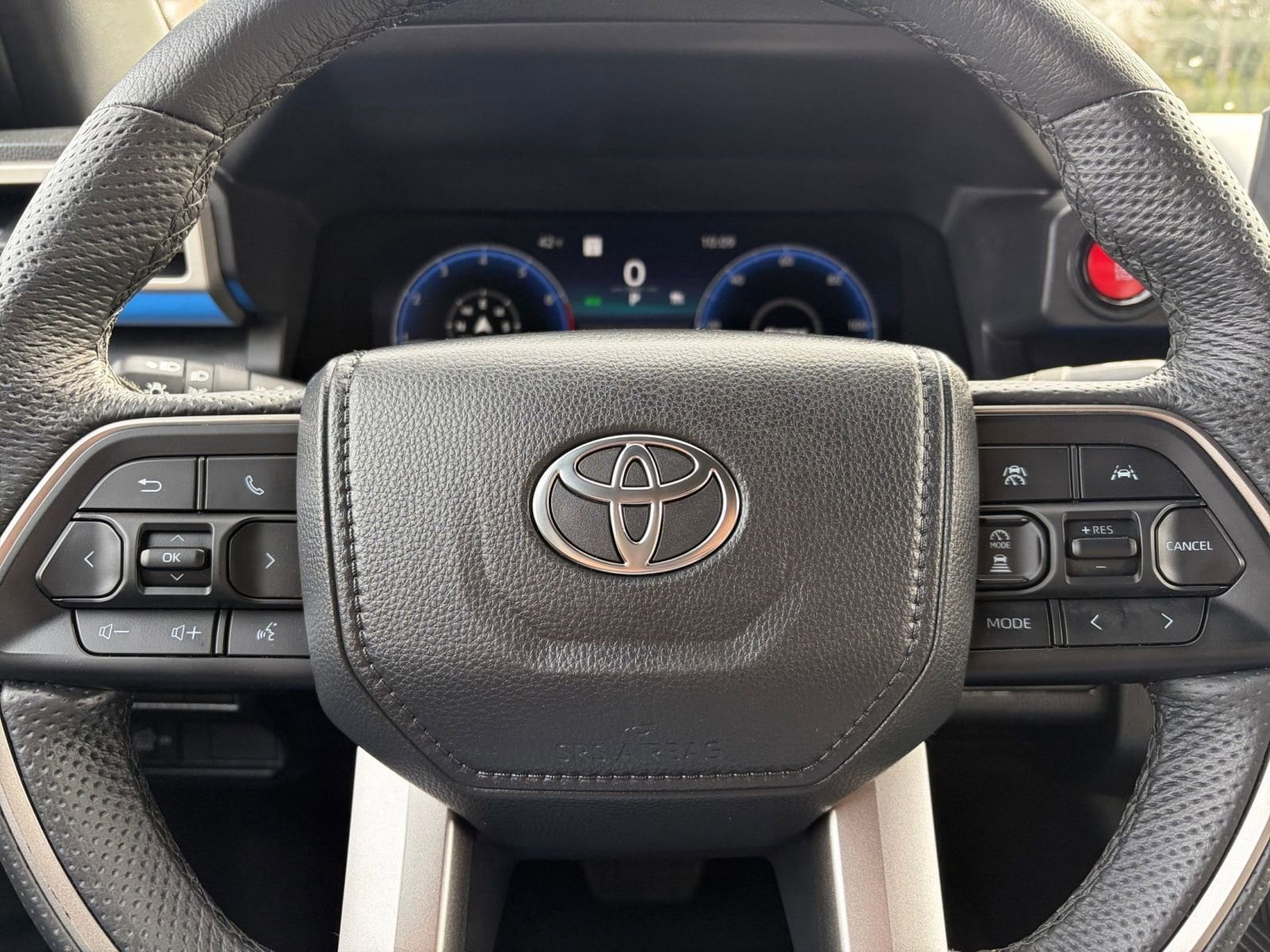 Thumbnail: 2025 Toyota Tacoma - 25