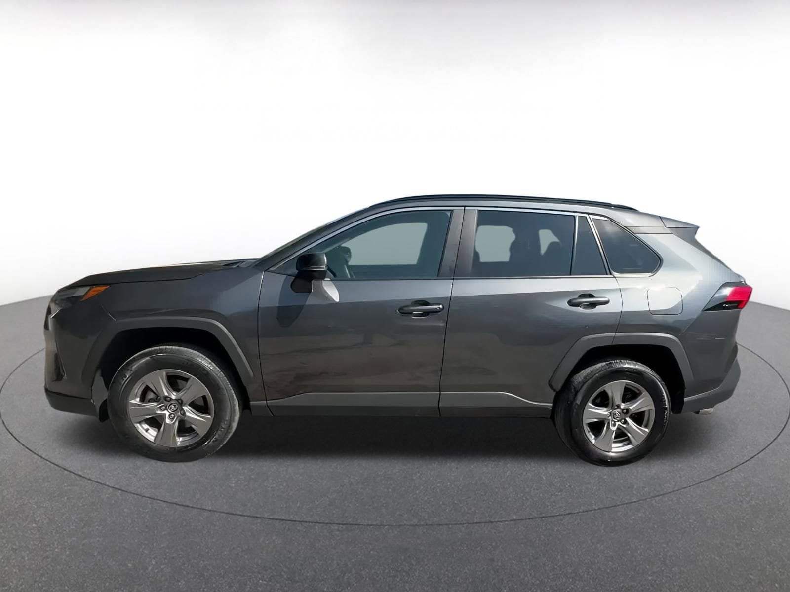 Thumbnail: 2024 Toyota RAV4 - 9