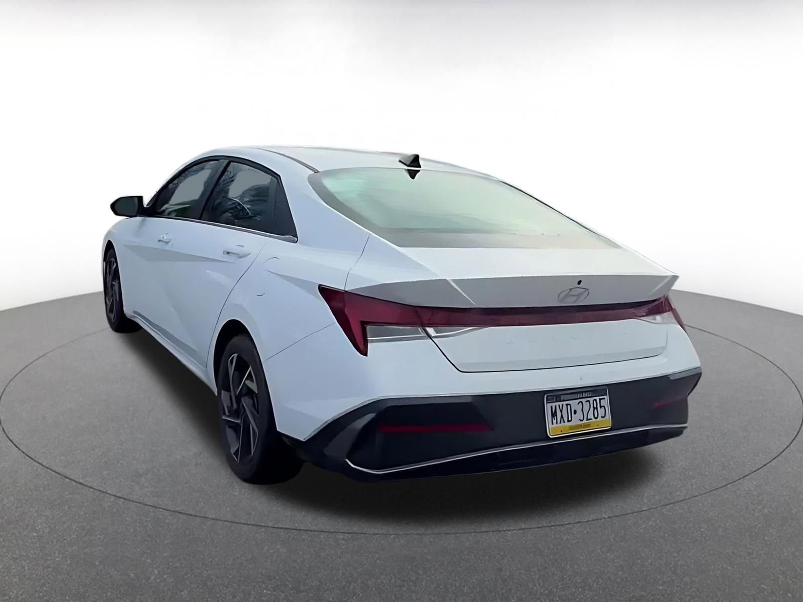 Thumbnail: 2025 Hyundai Elantra - 11