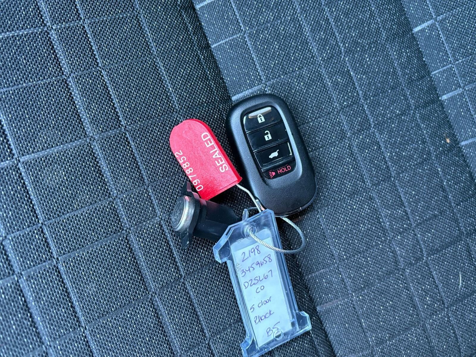 Thumbnail: 2025 Honda HR-V - 21