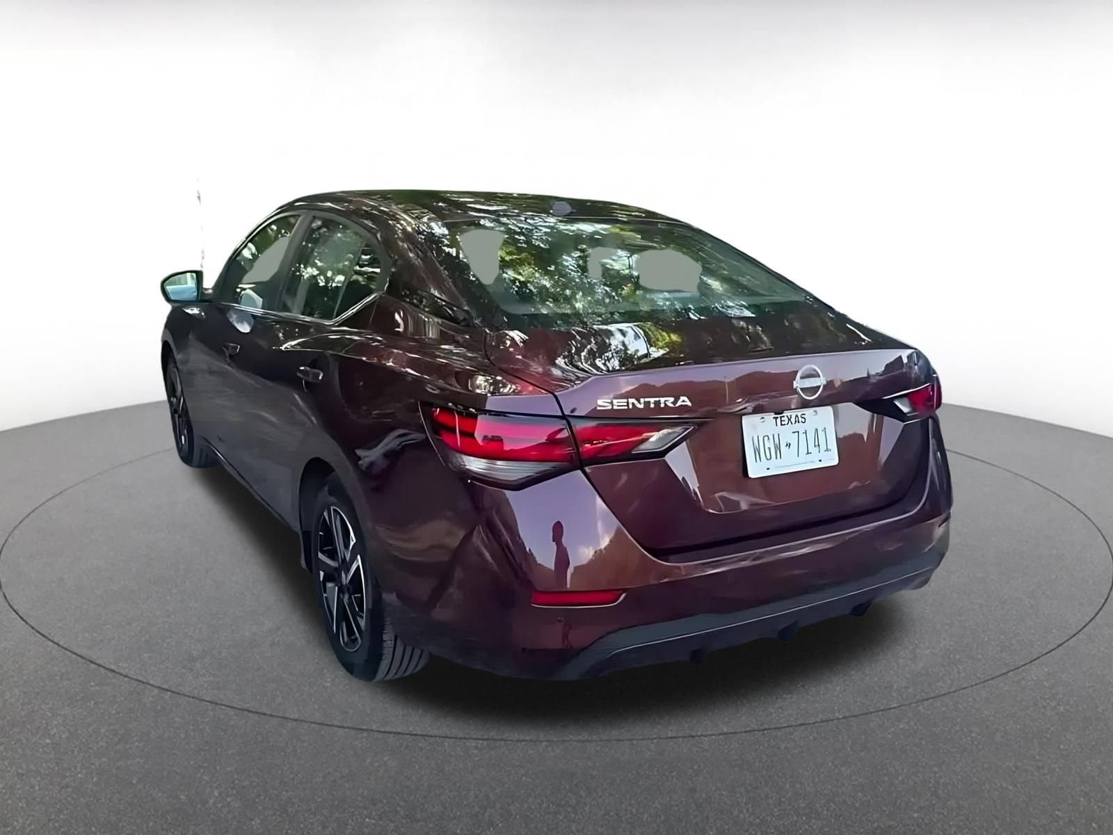 Thumbnail: 2025 Nissan Sentra - 11