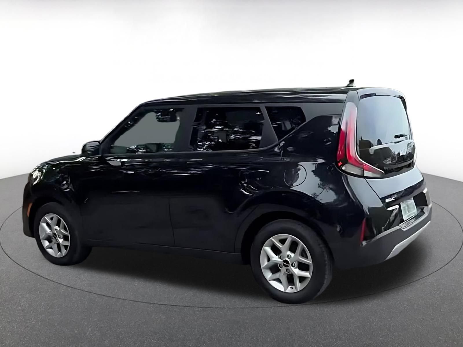 Thumbnail: 2025 Kia Soul - 15