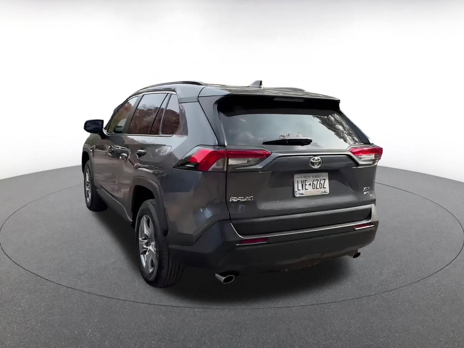 Thumbnail: 2025 Toyota RAV4 - 11