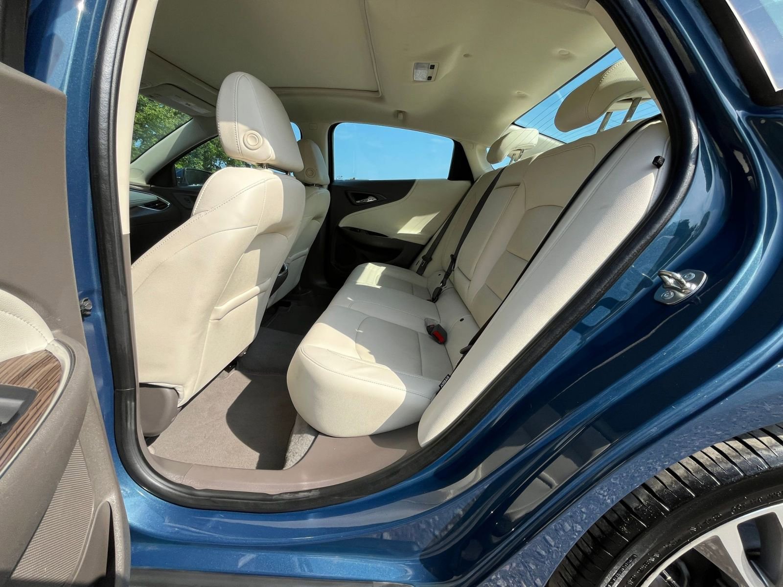 Thumbnail: 2024 Chevrolet Malibu - 25