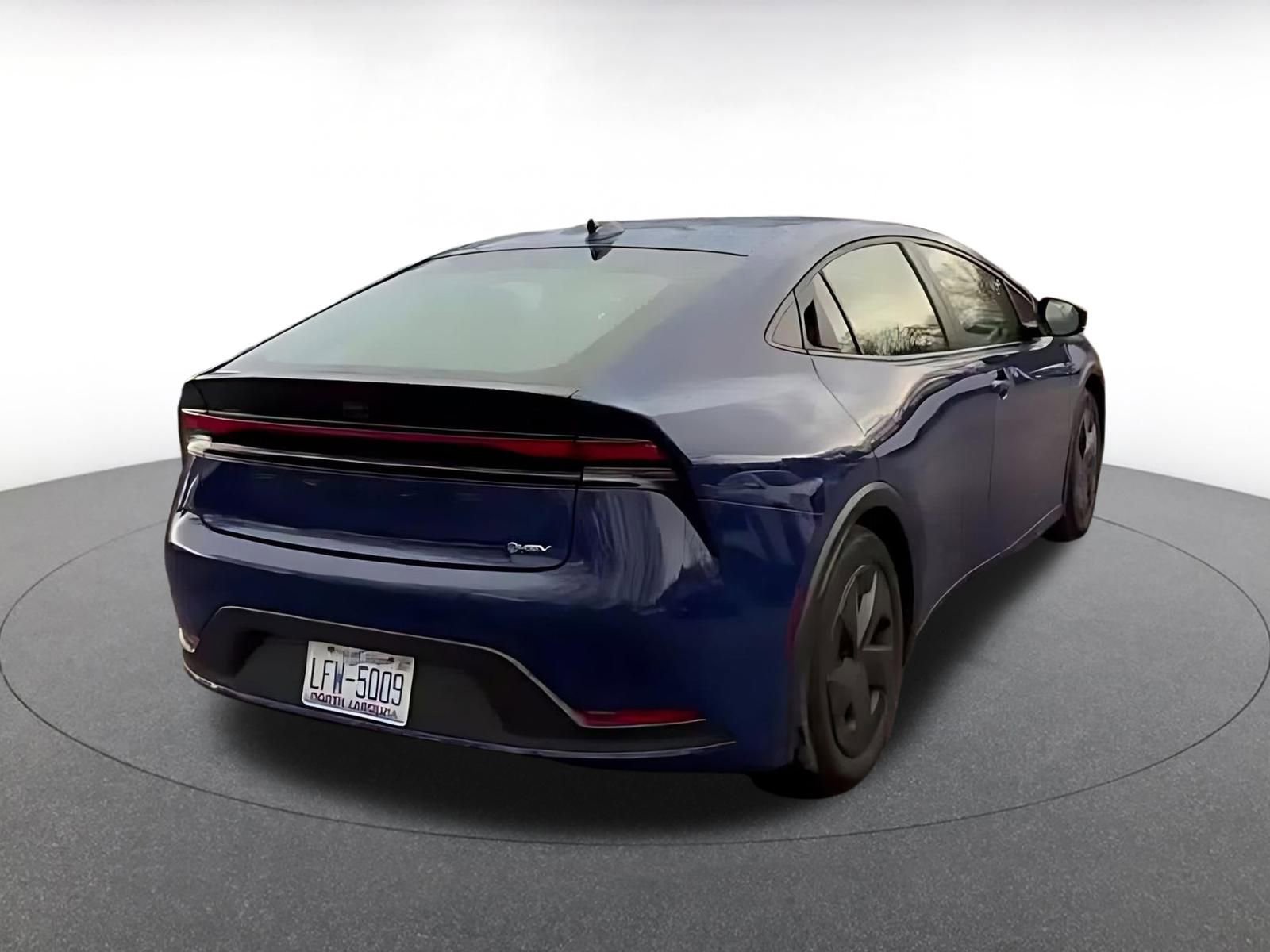 Thumbnail: 2025 Toyota Prius - 14