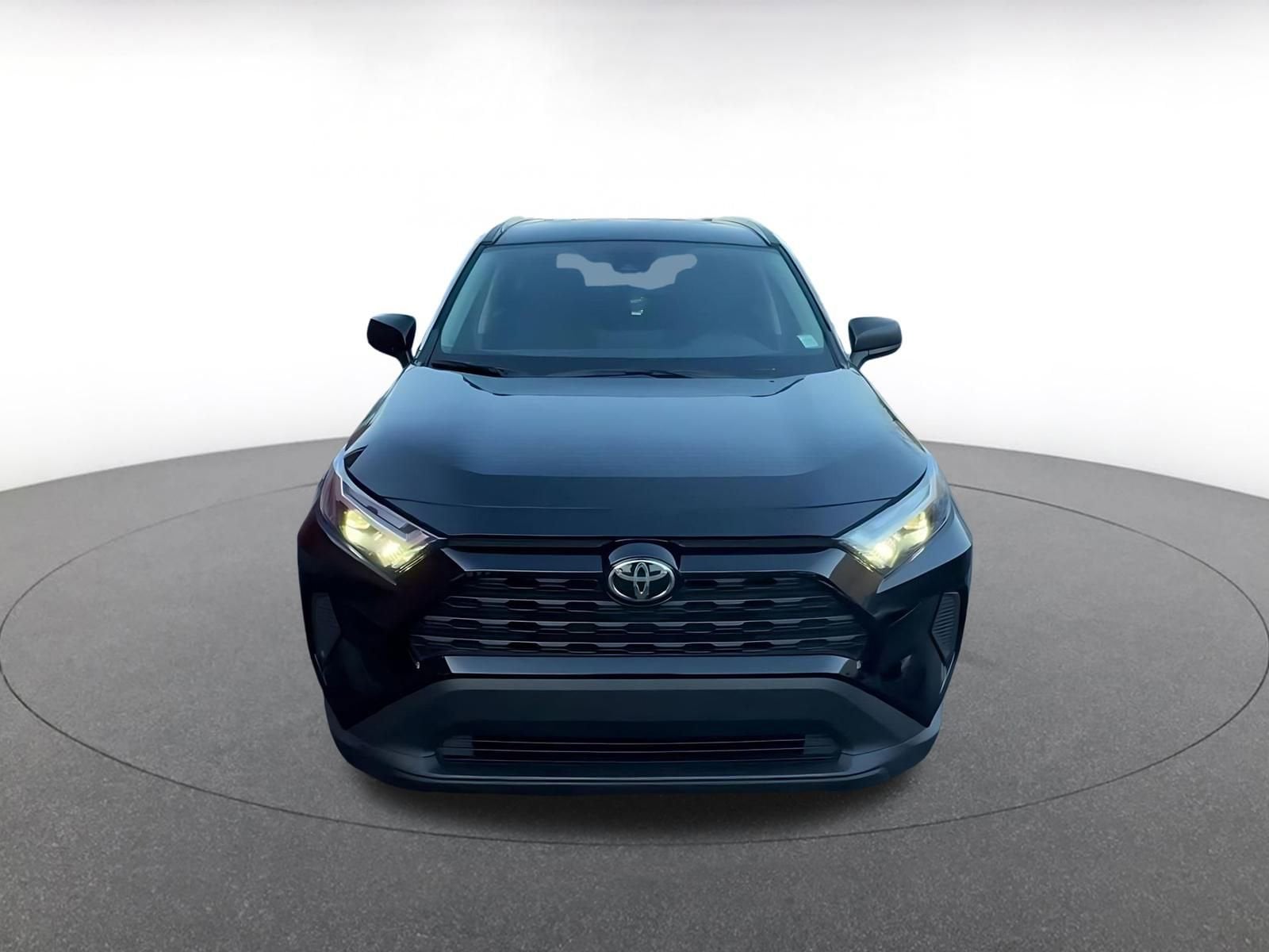 Thumbnail: 2025 Toyota RAV4 - 4