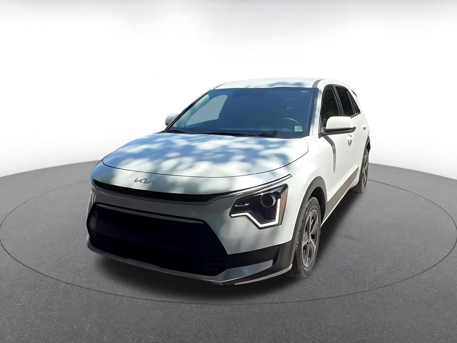 Thumbnail: 2026 Kia Niro - 7