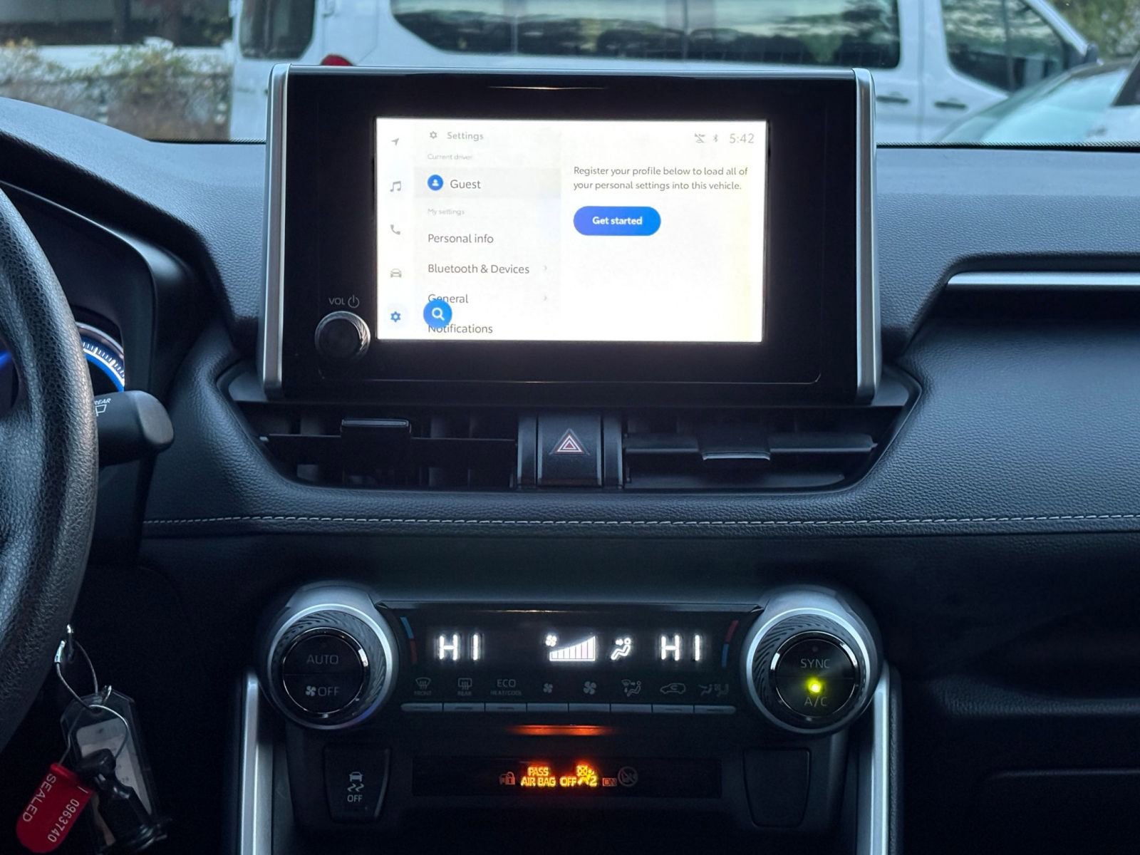 Thumbnail: 2025 Toyota RAV4 - 18