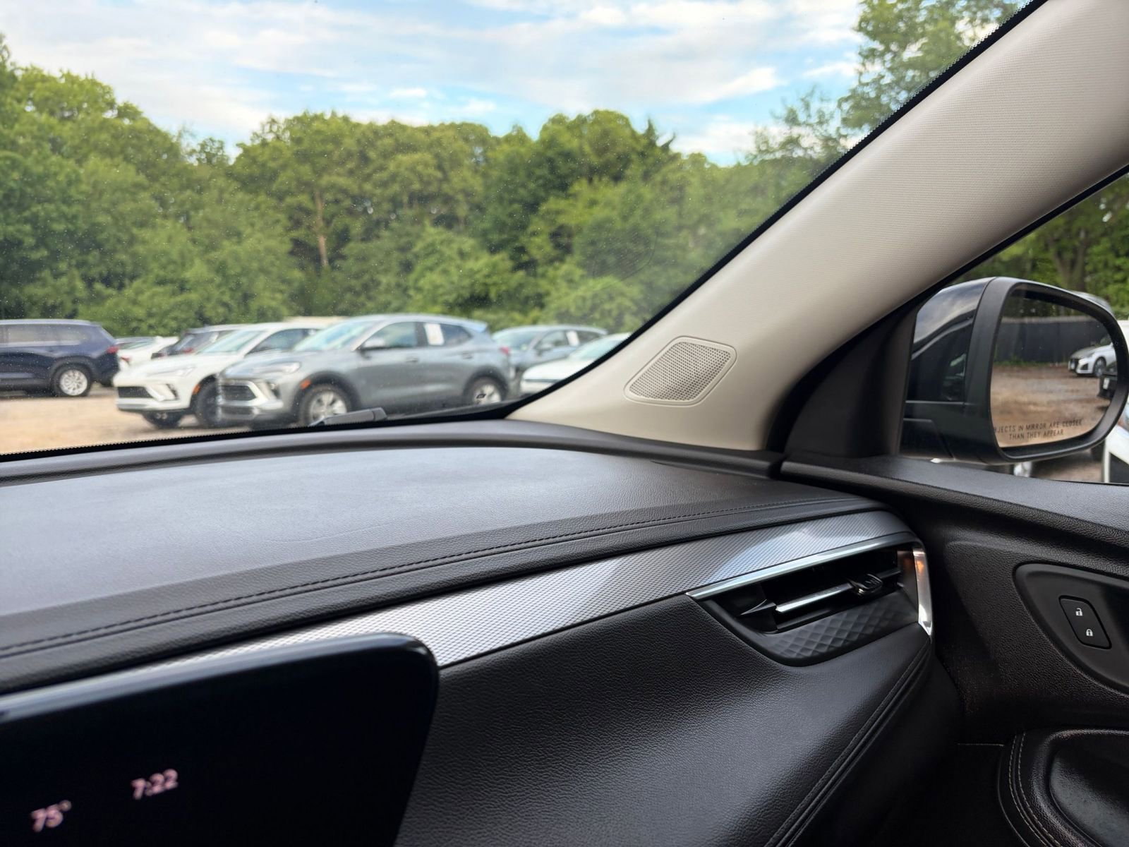 Thumbnail: 2025 Buick Encore GX - 34