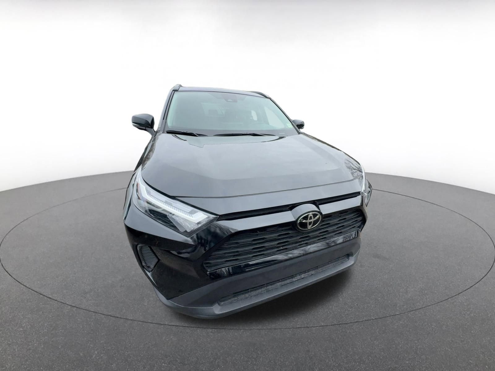 Thumbnail: 2025 Toyota RAV4 - 3