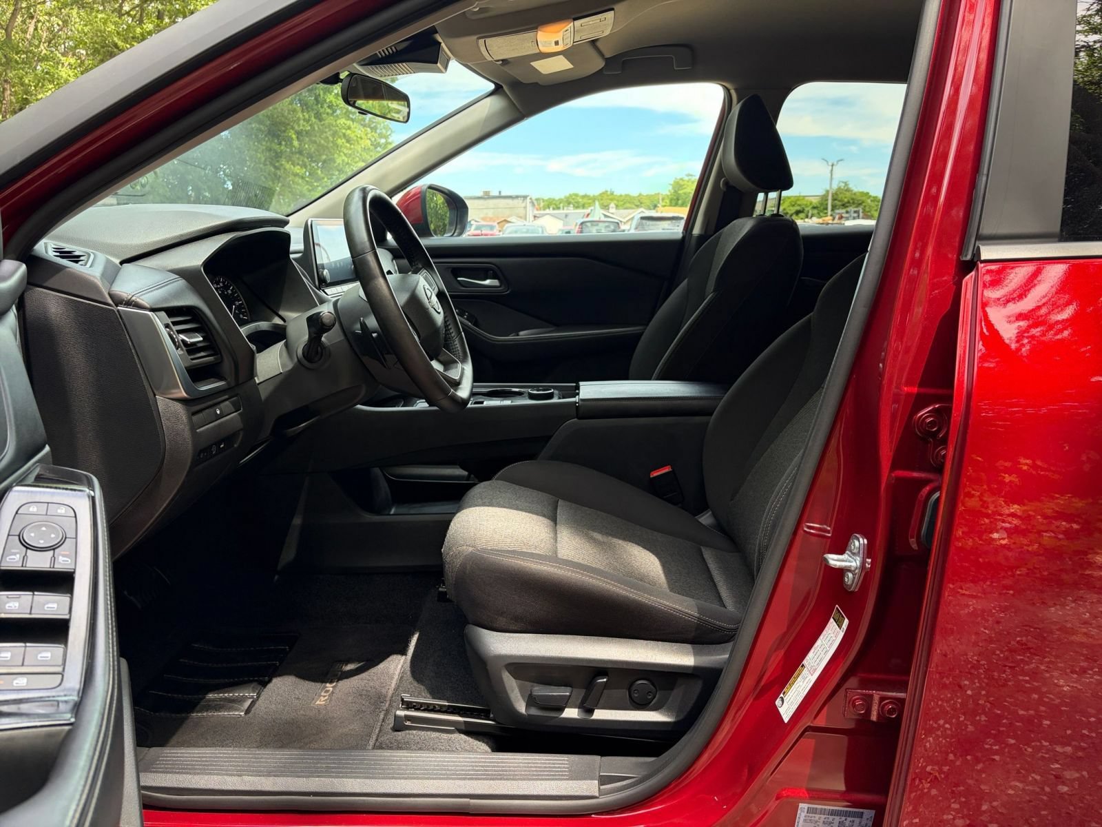 Thumbnail: 2025 Nissan Rogue - 29