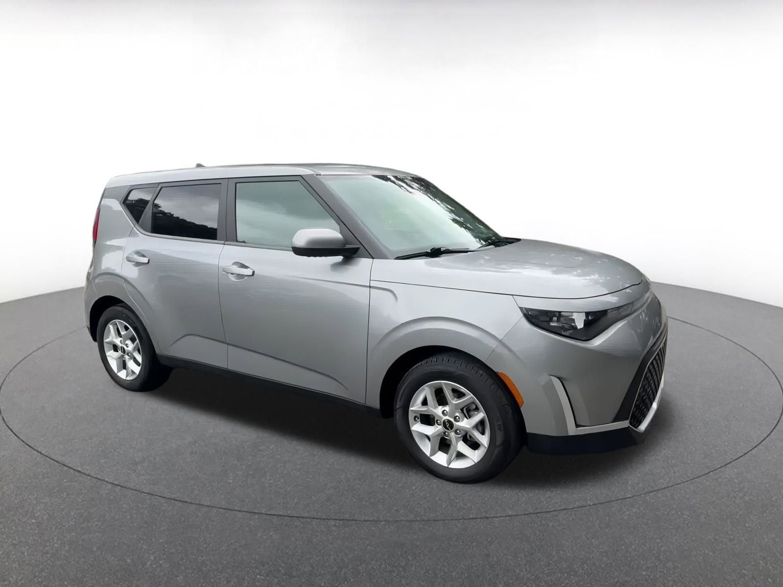 Thumbnail: 2023 Kia Soul - 1