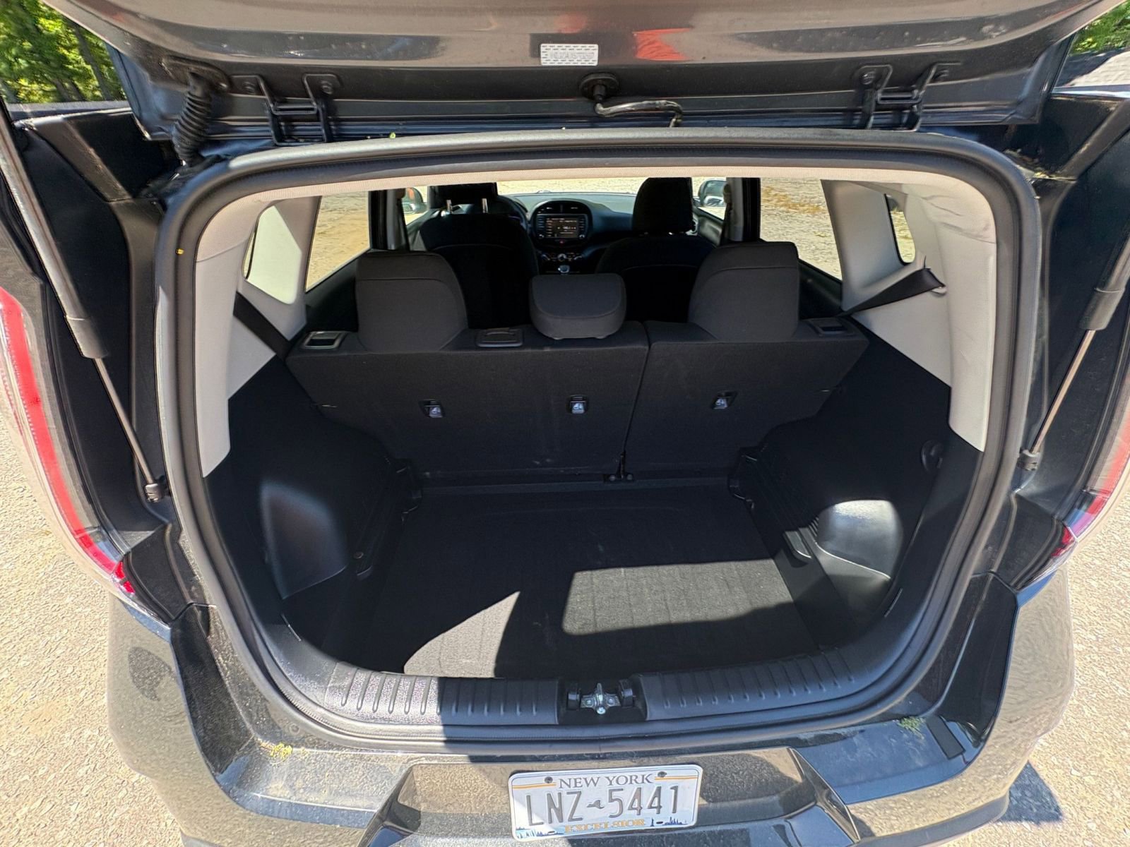 Thumbnail: 2025 Kia Soul - 29