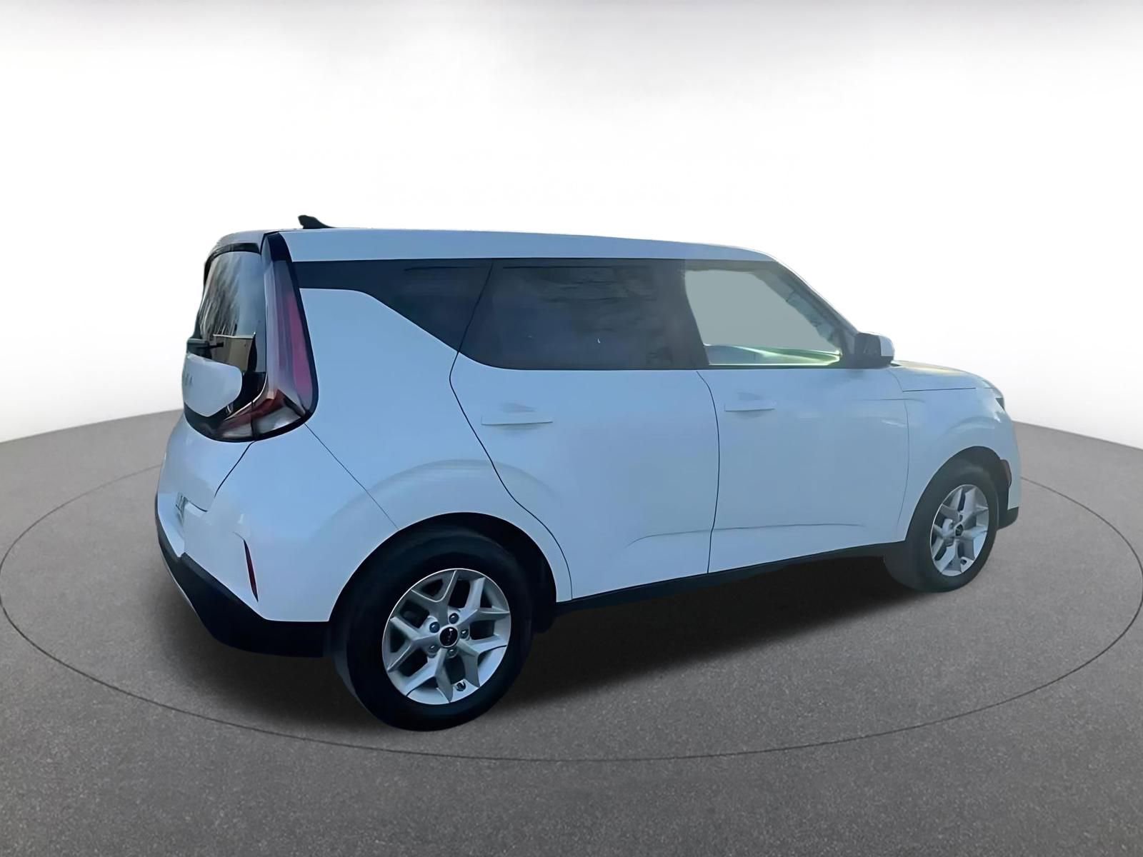 Thumbnail: 2025 Kia Soul - 15