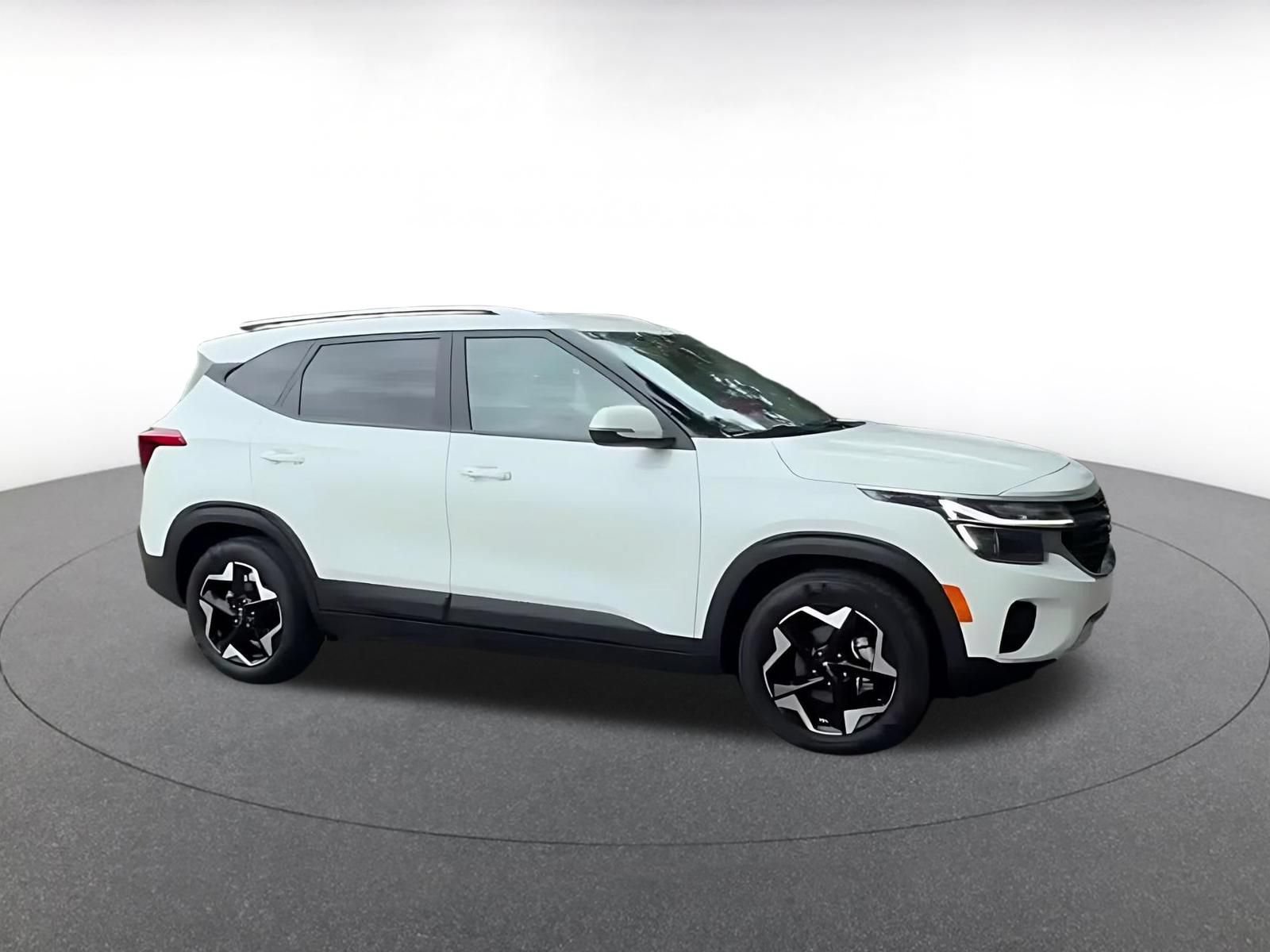 Thumbnail: 2025 Kia Seltos - 2