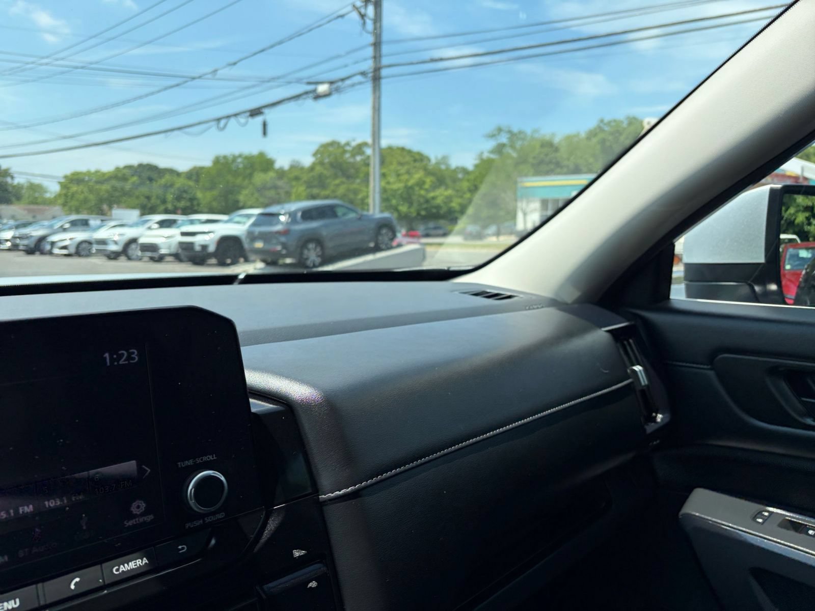 Thumbnail: 2025 Nissan Pathfinder - 33