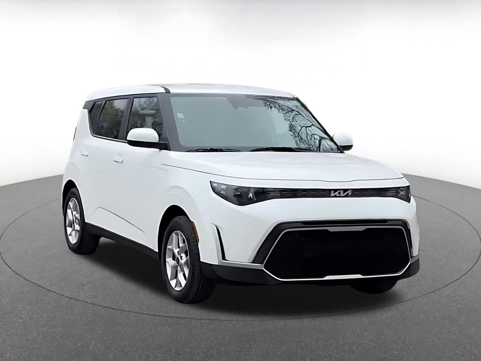 Thumbnail: 2025 Kia Soul - 3