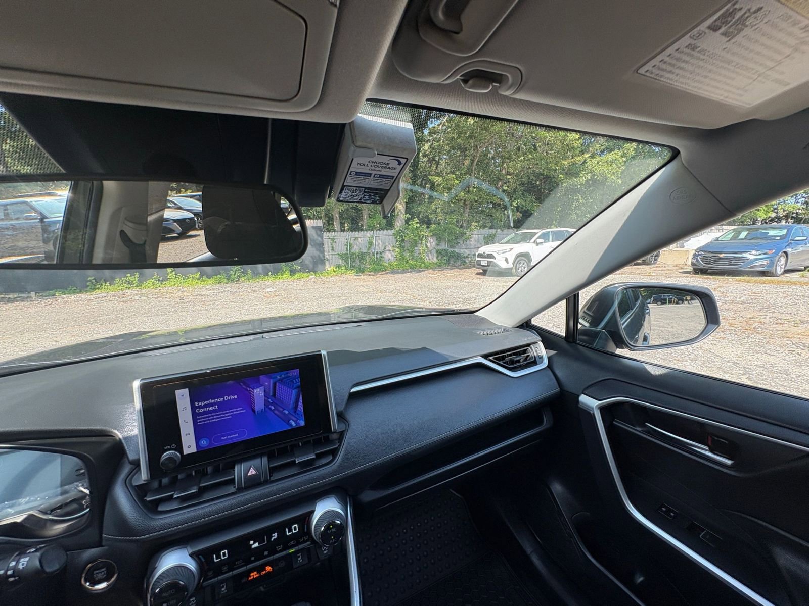 Thumbnail: 2024 Toyota RAV4 - 33