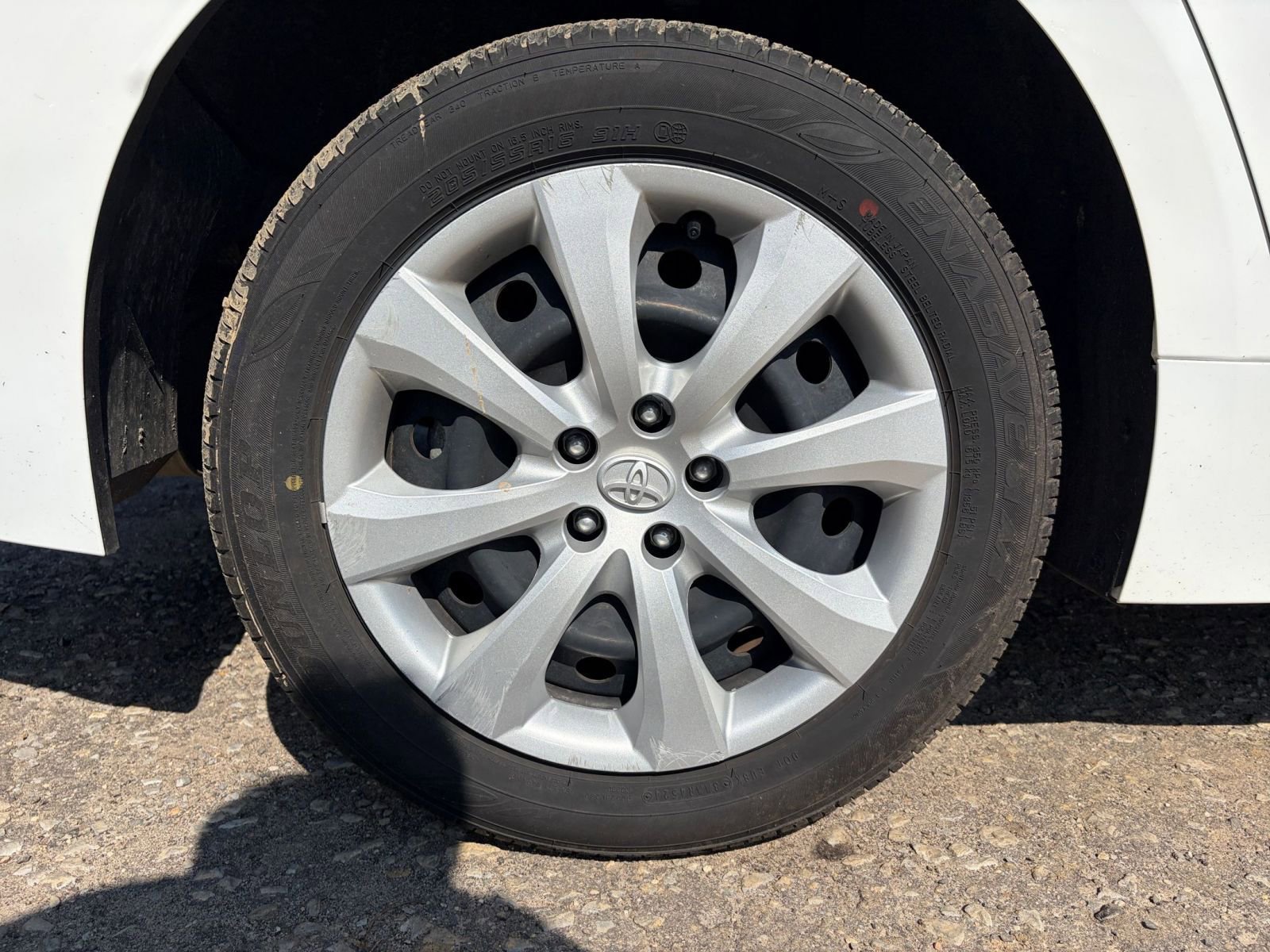 Thumbnail: 2025 Toyota Corolla - 28