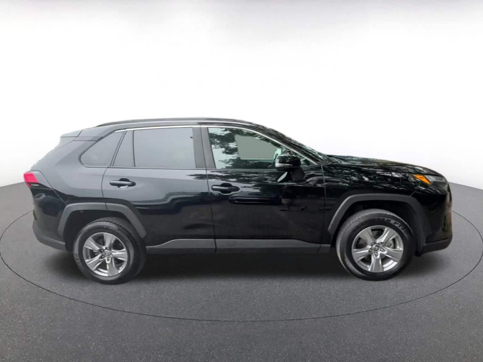 Thumbnail: 2024 Toyota RAV4 - 16