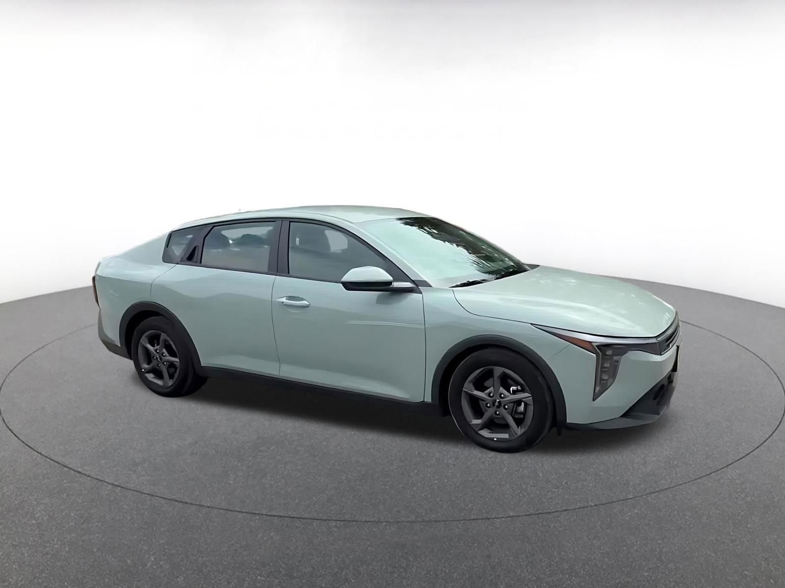 Thumbnail: 2025 Kia K4 - 2