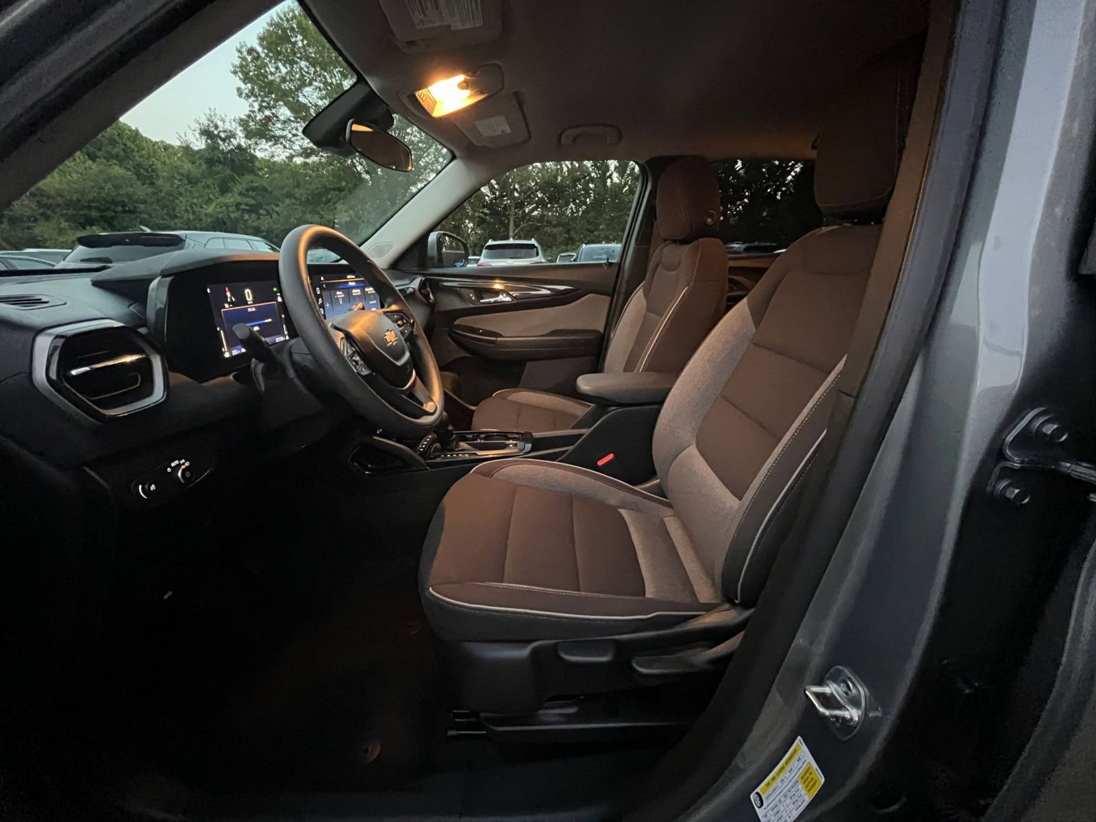 Thumbnail: 2024 Chevrolet TrailBlazer - 24