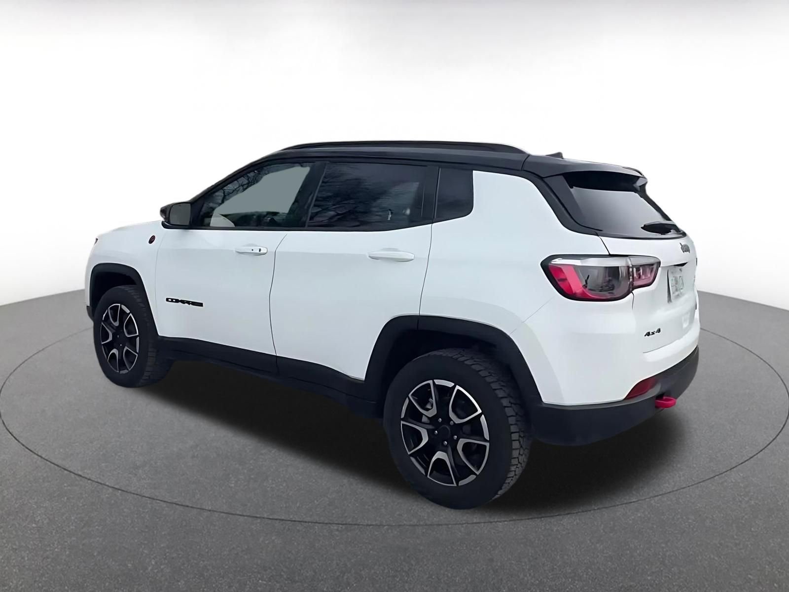 Thumbnail: 2025 Jeep Compass - 10