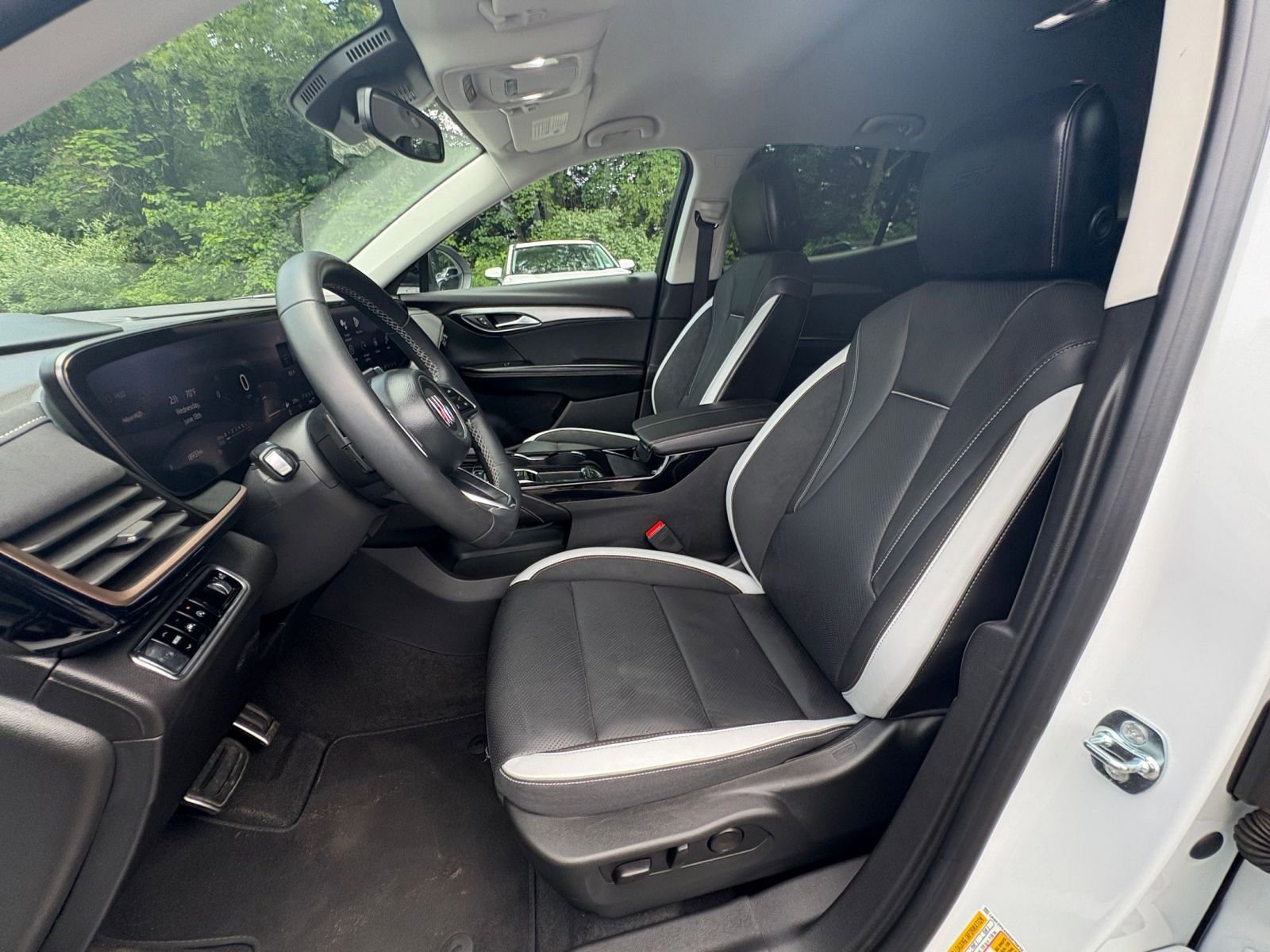 Thumbnail: 2024 Buick Envision - 22