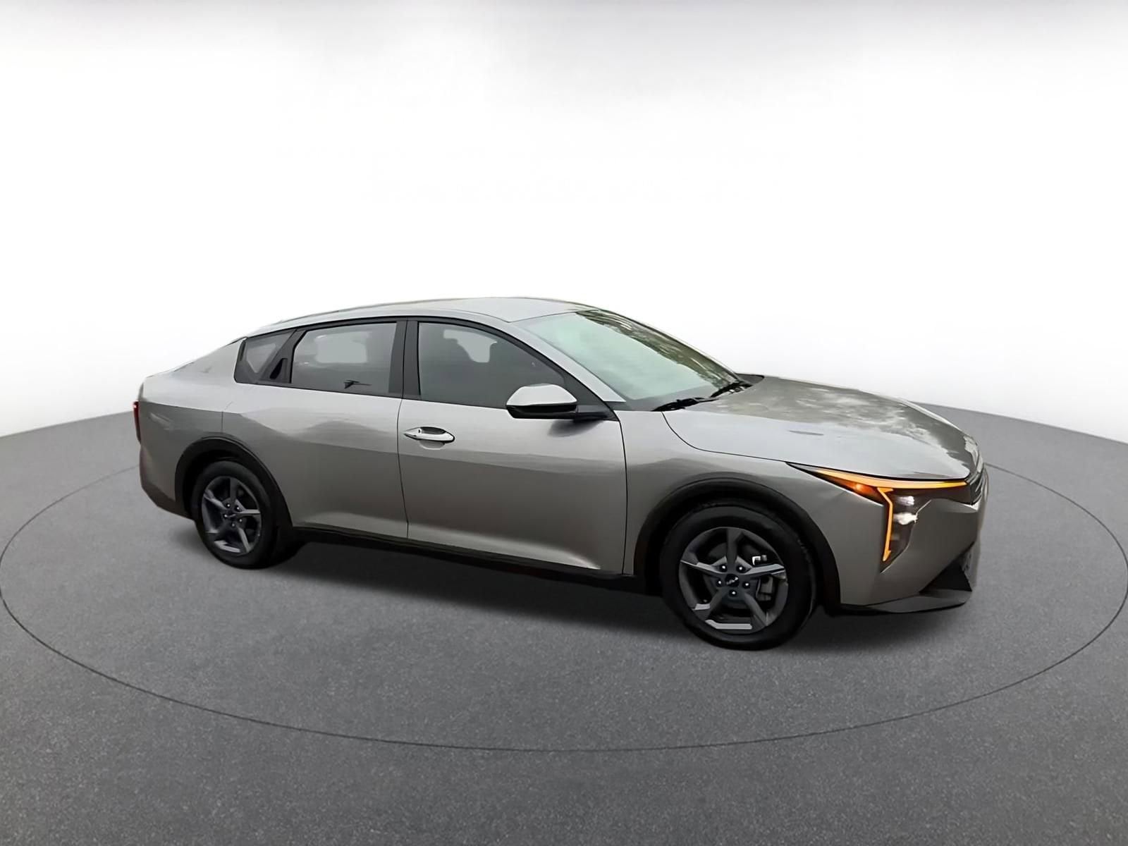 Thumbnail: 2025 Kia K4 - 2