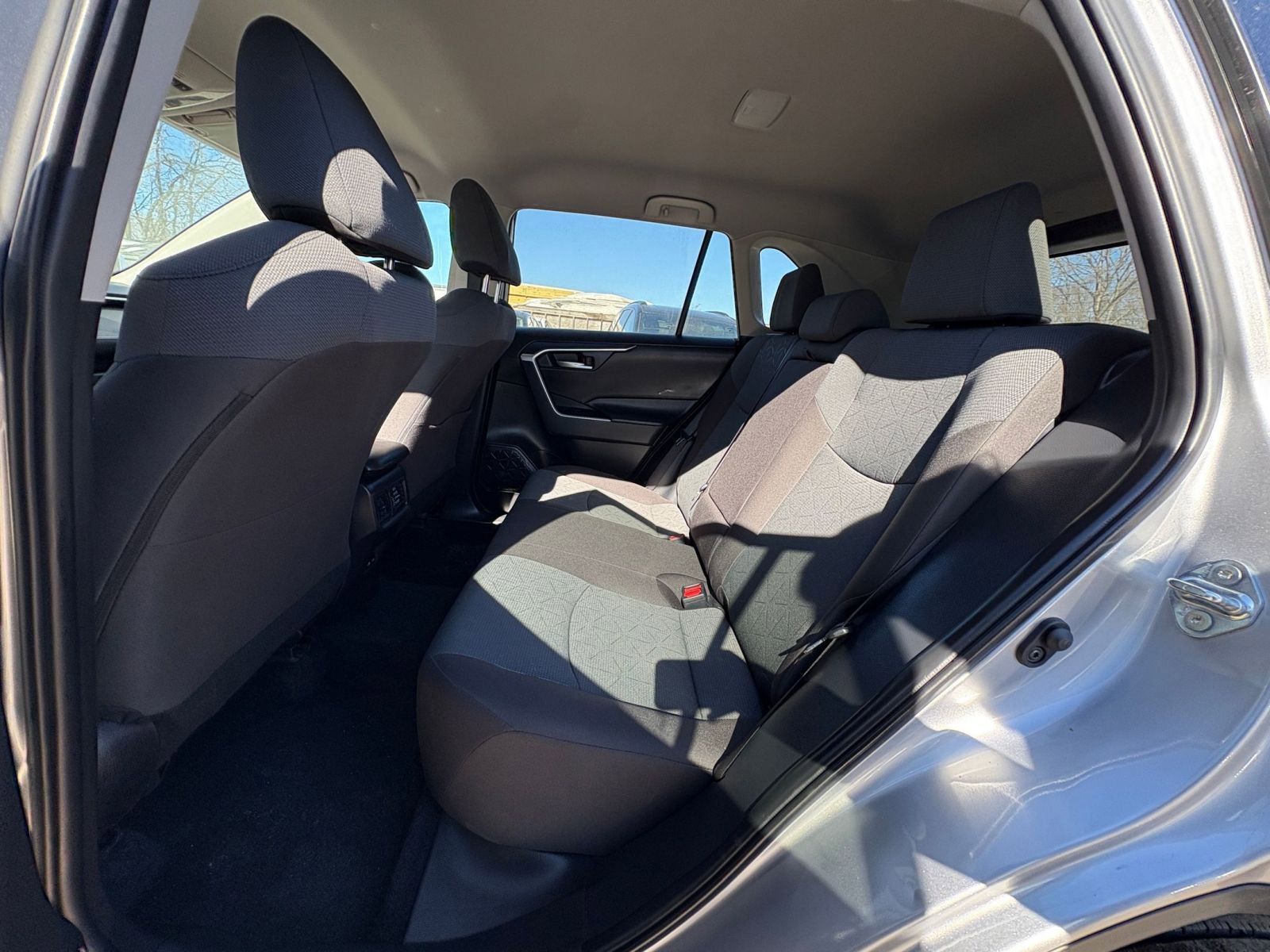 Thumbnail: 2025 Toyota RAV4 - 23