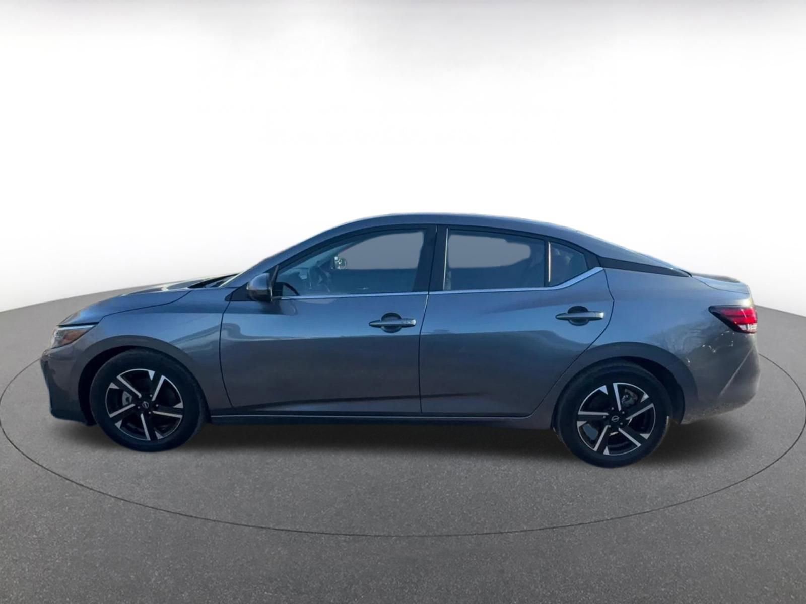 Thumbnail: 2025 Nissan Sentra - 9