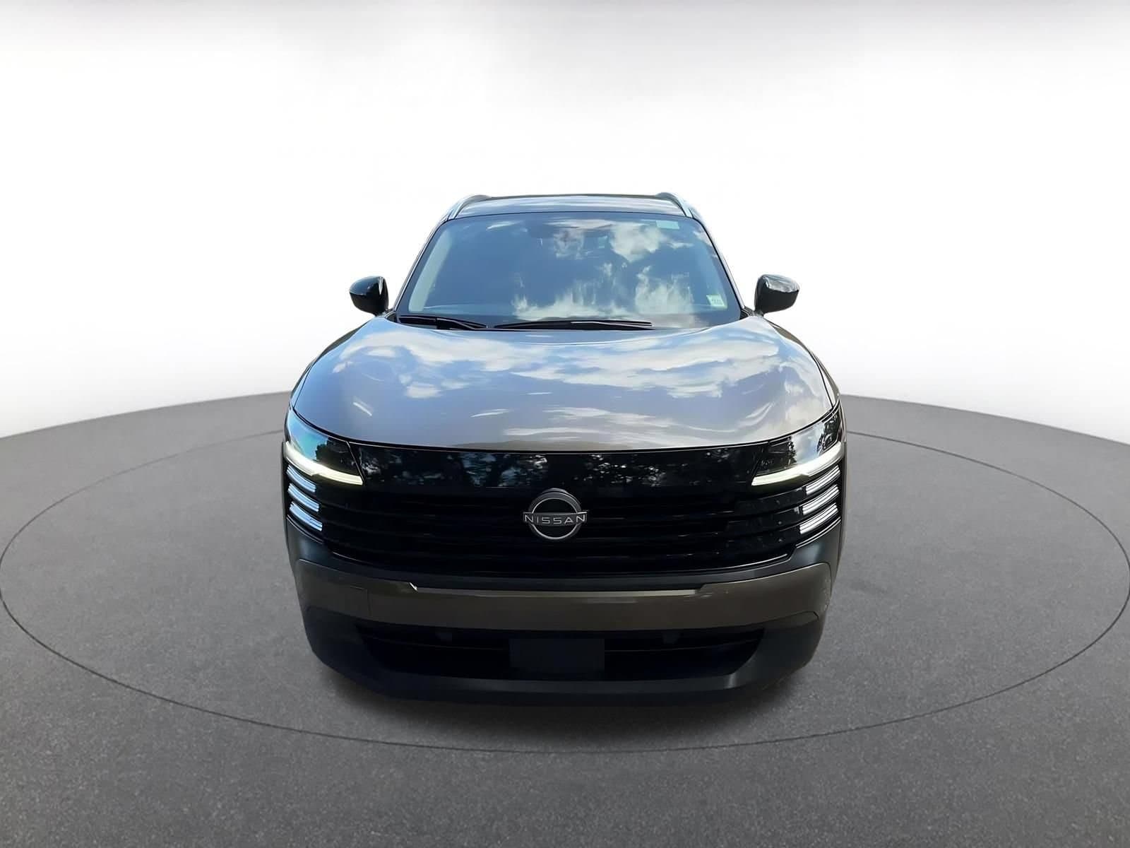 Thumbnail: 2026 Nissan Kicks - 4
