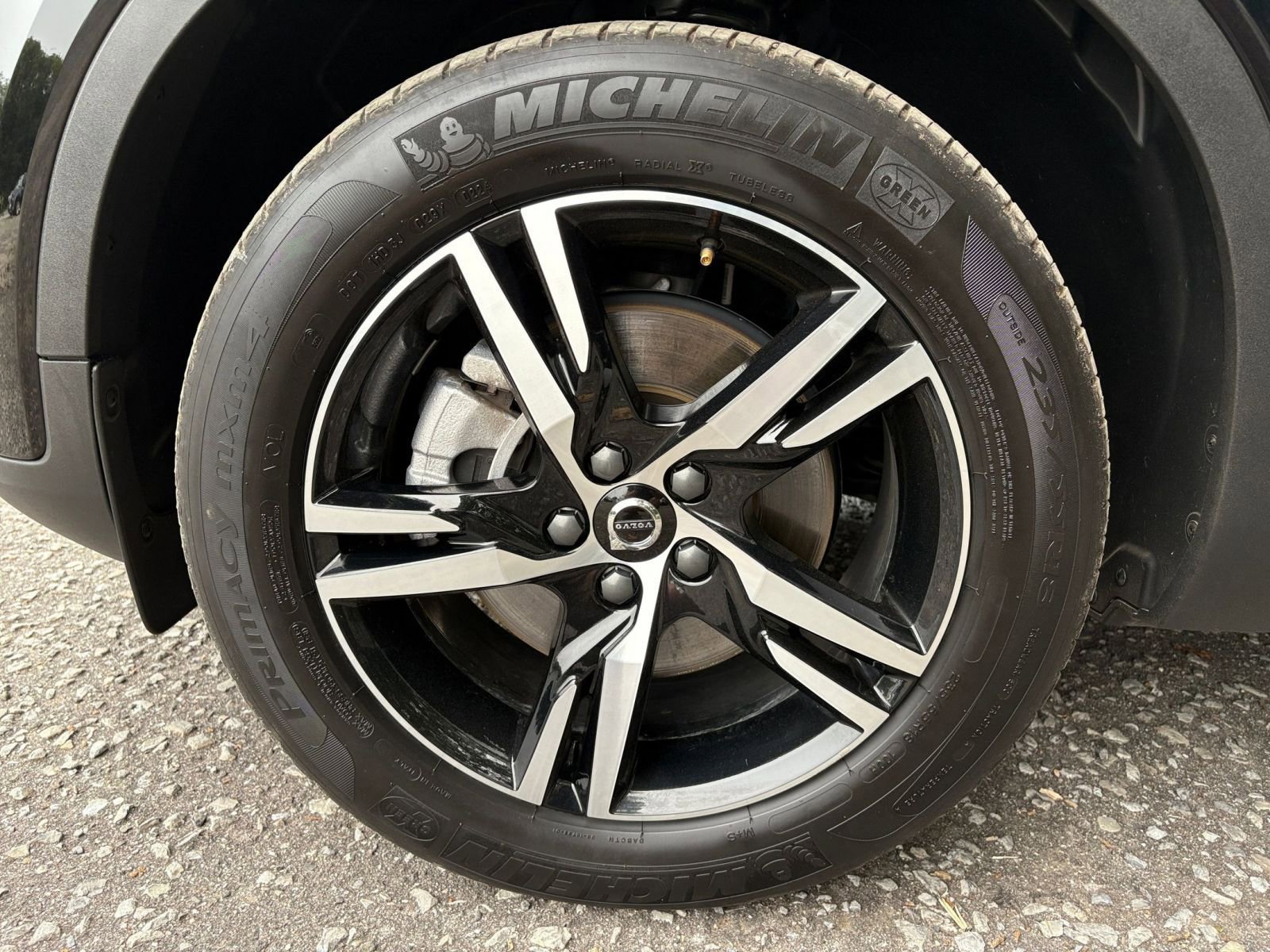 Thumbnail: 2024 Volvo XC40 - 30