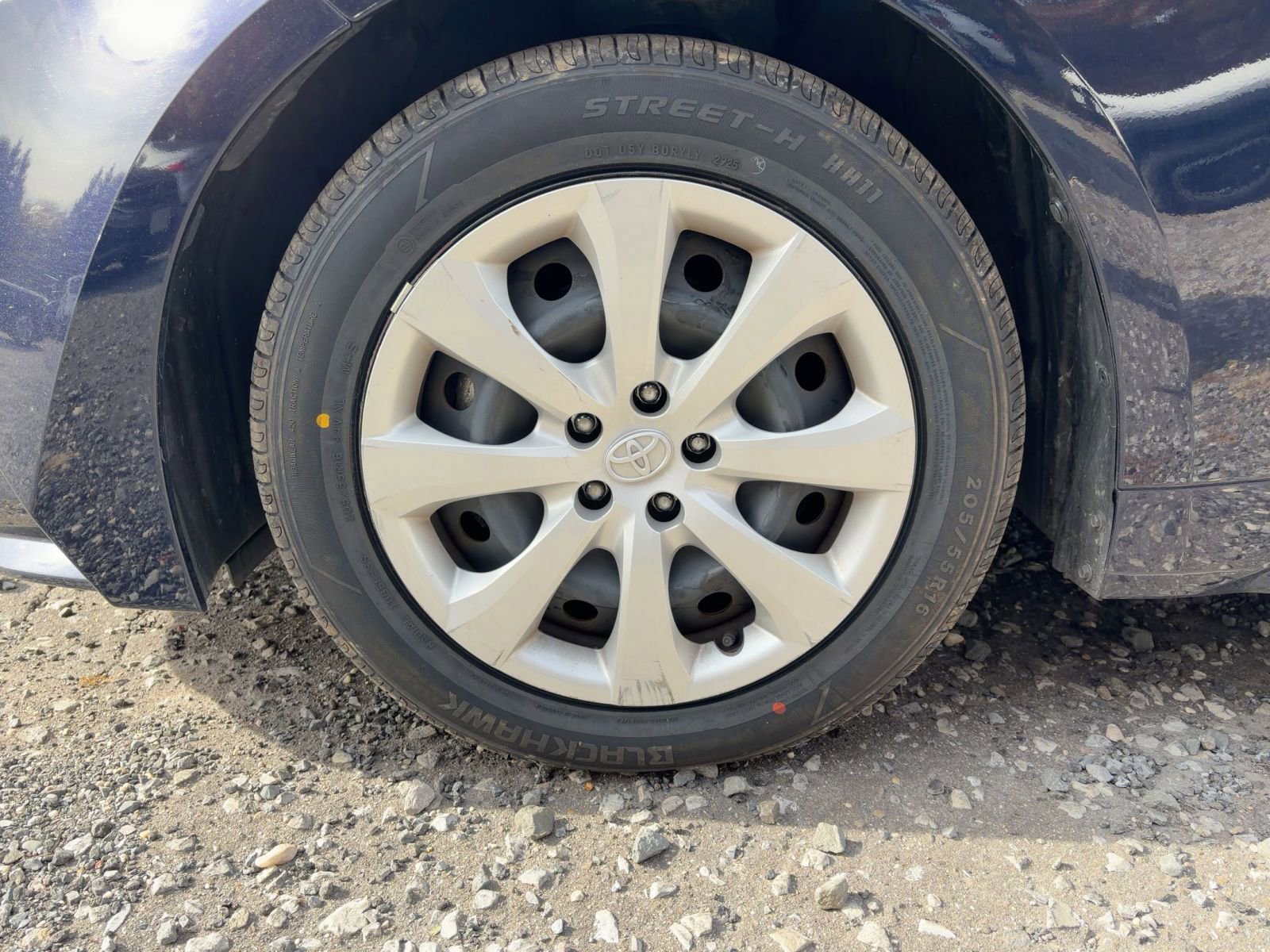 Thumbnail: 2025 Toyota Corolla - 17