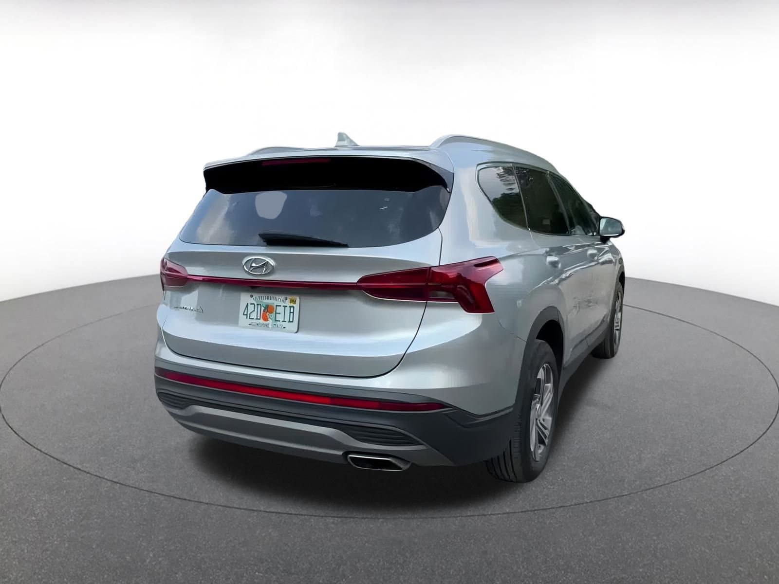 Thumbnail: 2023 Hyundai Santa Fe - 18
