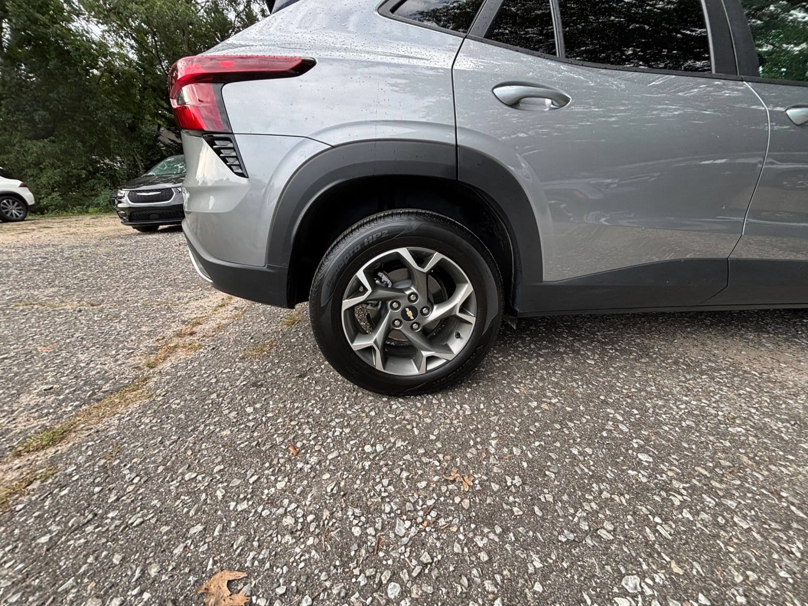 Thumbnail: 2025 Chevrolet Trax - 15