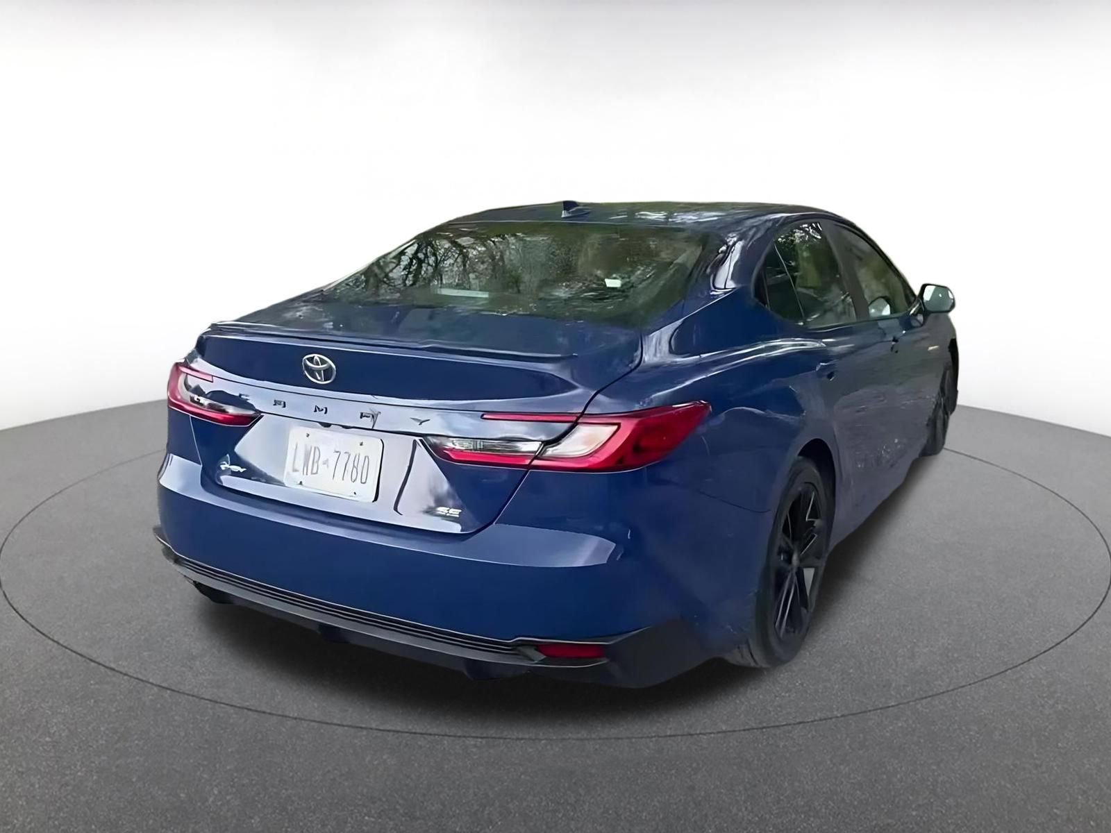 Thumbnail: 2025 Toyota Camry - 14