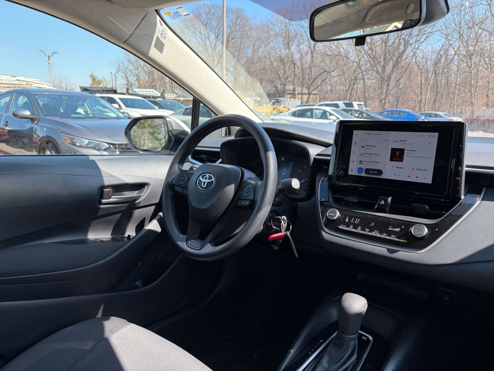 Thumbnail: 2025 Toyota Corolla - 32