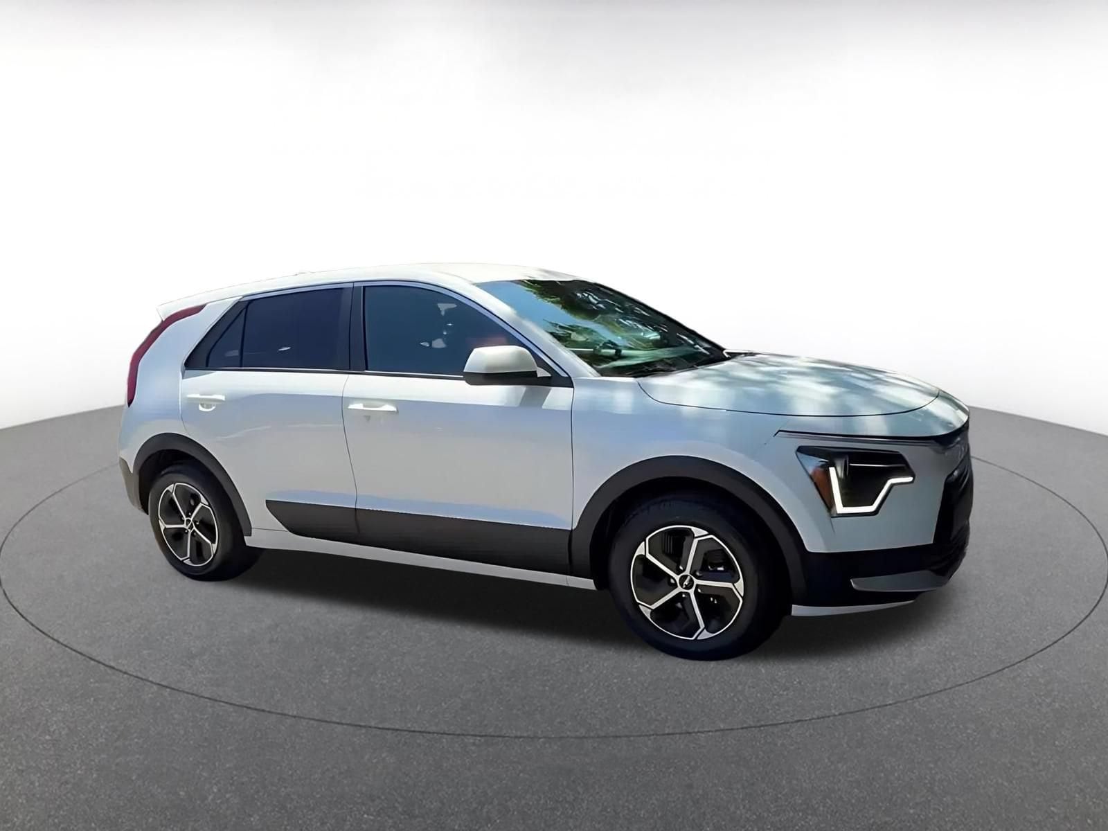 Thumbnail: 2026 Kia Niro - 2