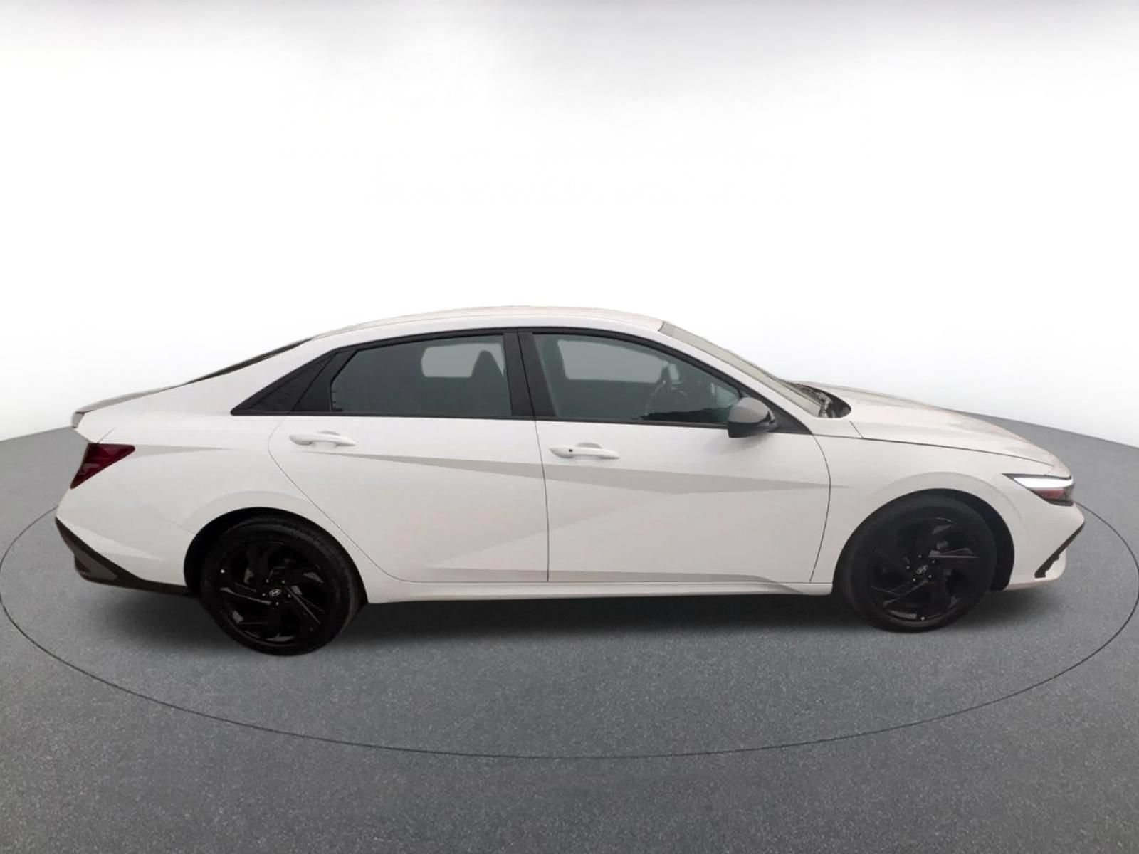 Thumbnail: 2026 Hyundai Elantra - 15