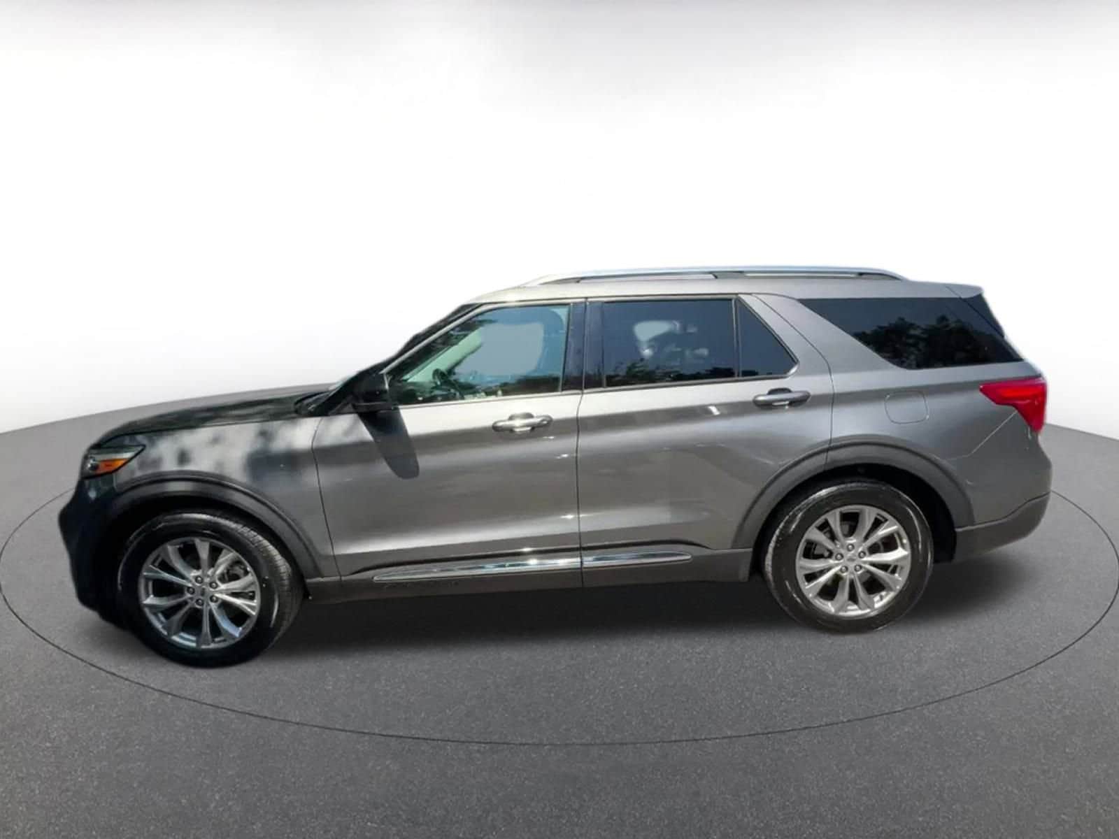 Thumbnail: 2023 Ford Explorer - 8
