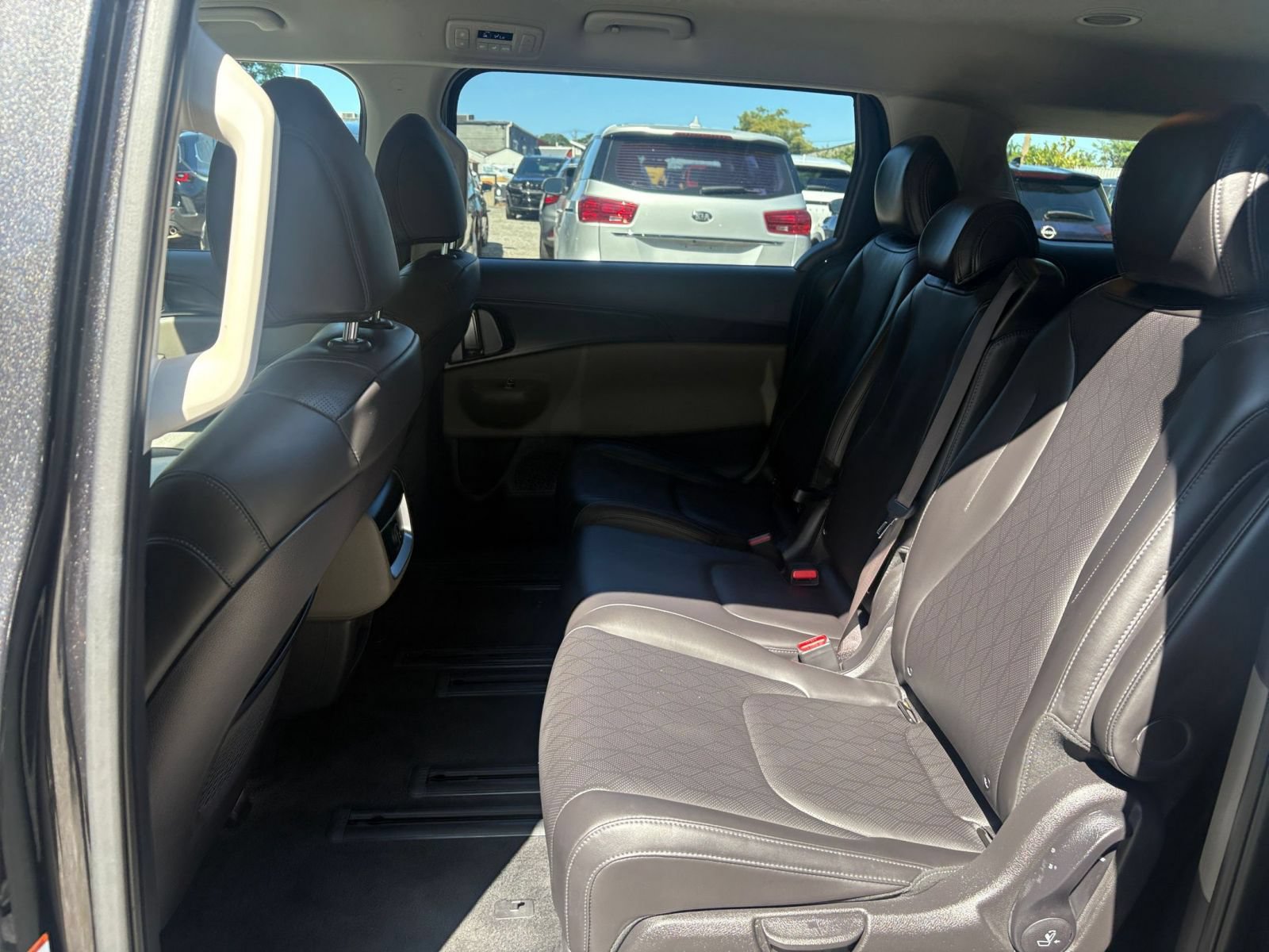 Thumbnail: 2026 Kia Carnival - 22