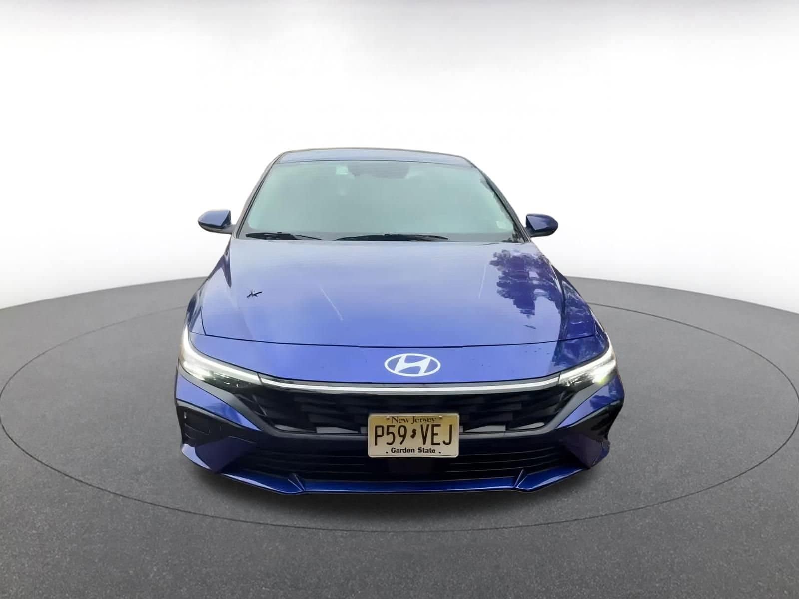 Thumbnail: 2025 Hyundai Elantra - 4